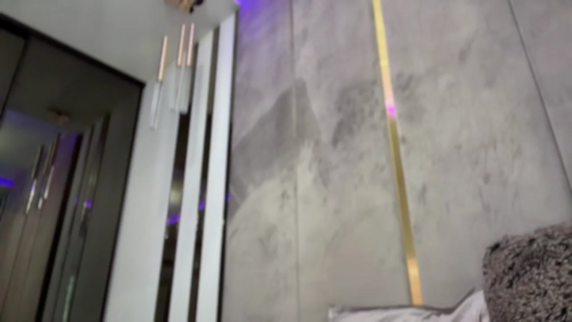 Gallery image thumbnail from UGLYGIRL_'s myfreecams stream on, 08/11/2025, 17:35 image 20 of 20