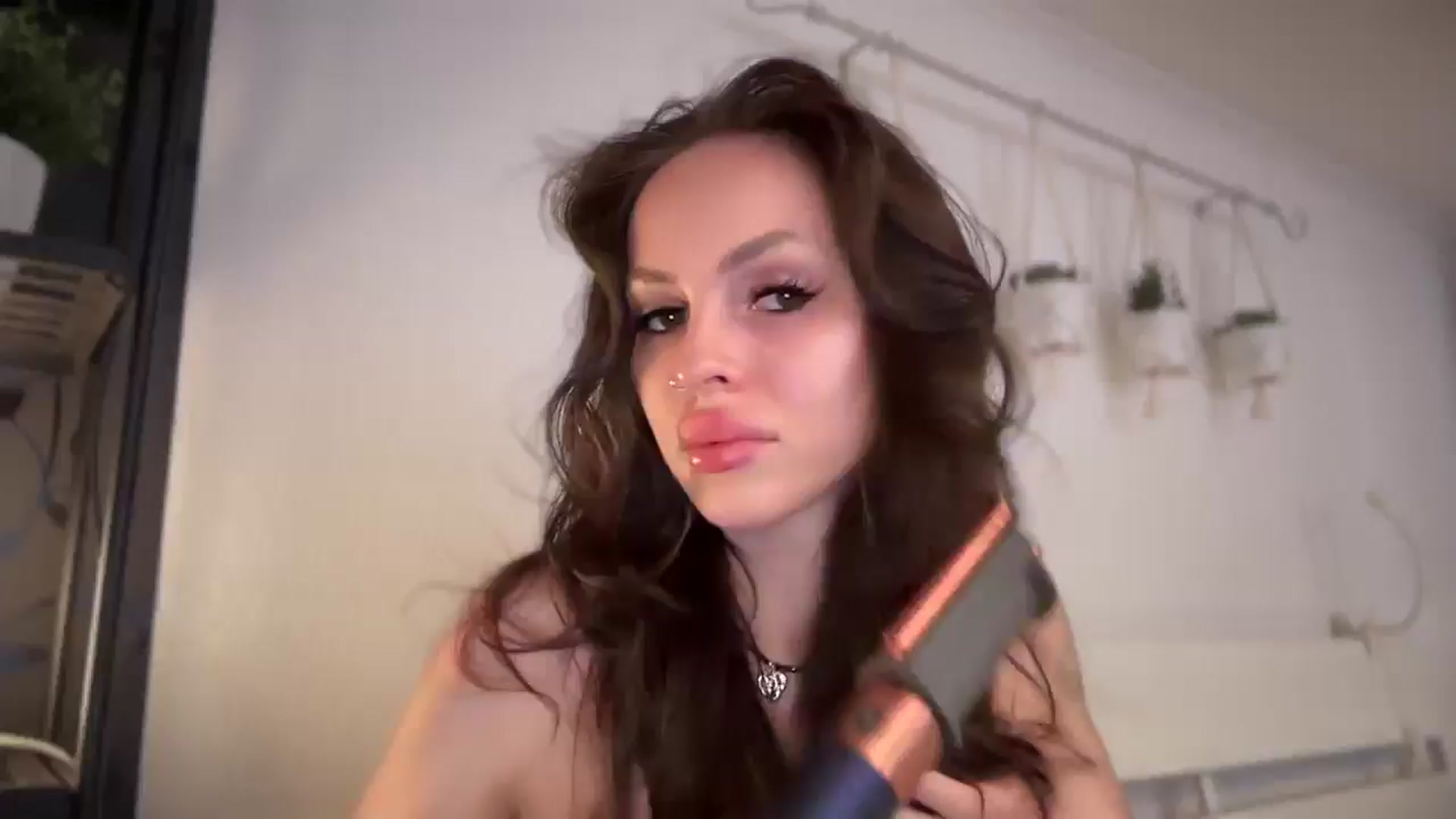 Gallery image thumbnail from UGLYGIRL_'s myfreecams stream on, 08/25/2025, 14:12 image 12 of 20