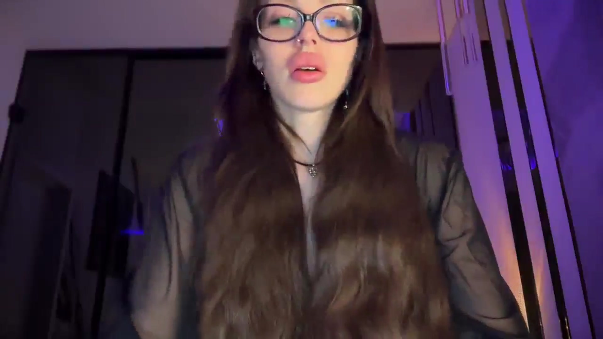 Gallery image thumbnail from UGLYGIRL_'s myfreecams stream on, 08/28/2025, 22:29 image 7 of 20