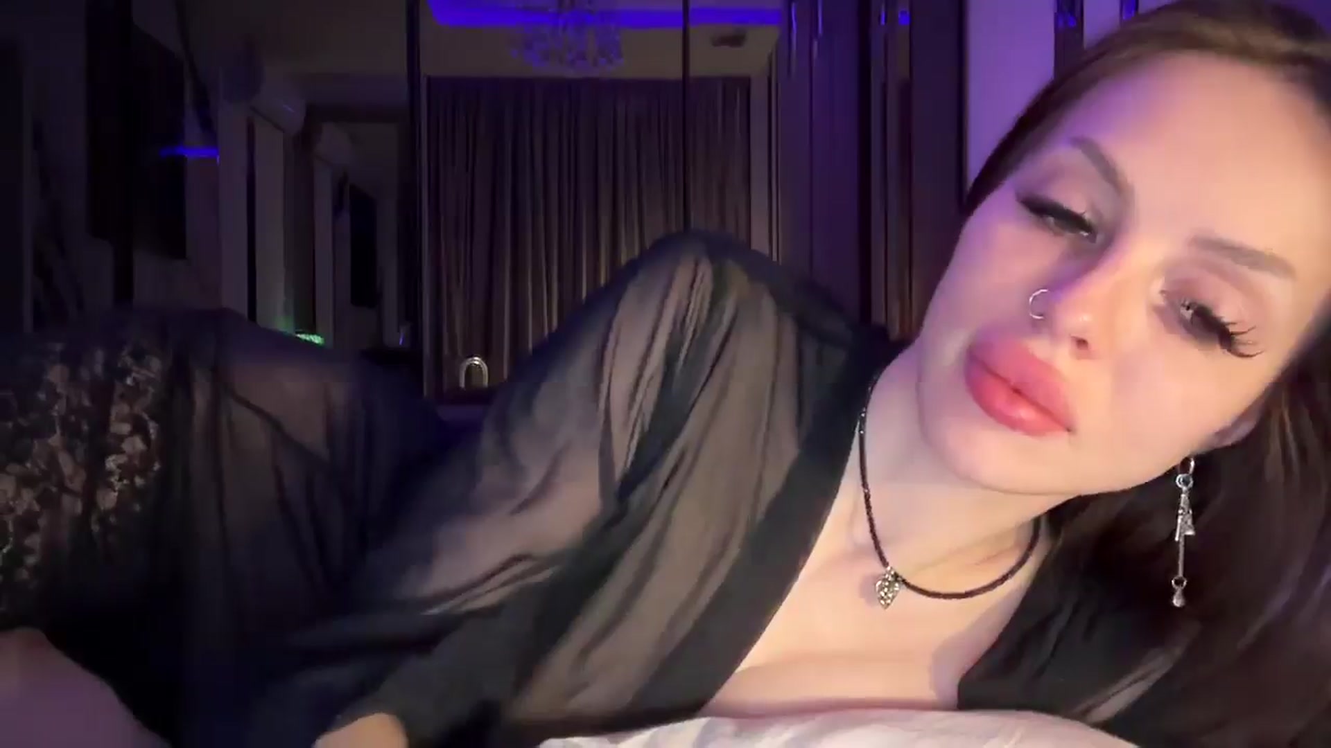 Gallery image thumbnail from UGLYGIRL_'s myfreecams stream on, 08/28/2025, 22:29 image 14 of 20