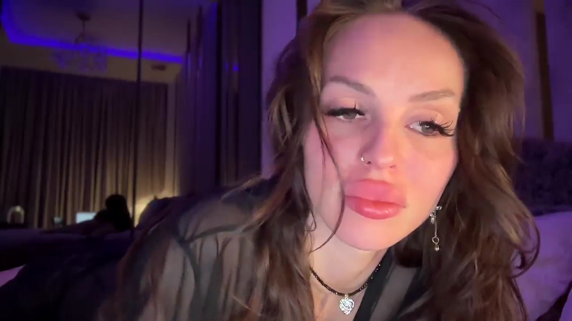 Gallery image thumbnail from UGLYGIRL_'s myfreecams stream on, 08/29/2025, 24:57 image 18 of 20