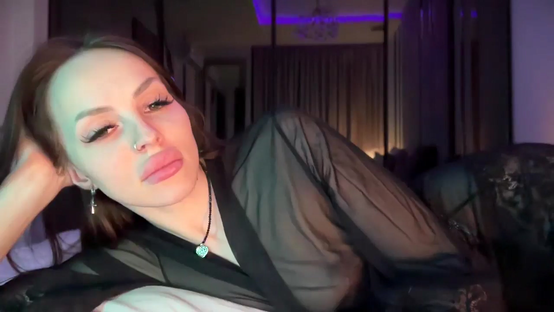 Gallery image thumbnail from UGLYGIRL_'s myfreecams stream on, 08/30/2025, 02:29 image 14 of 20