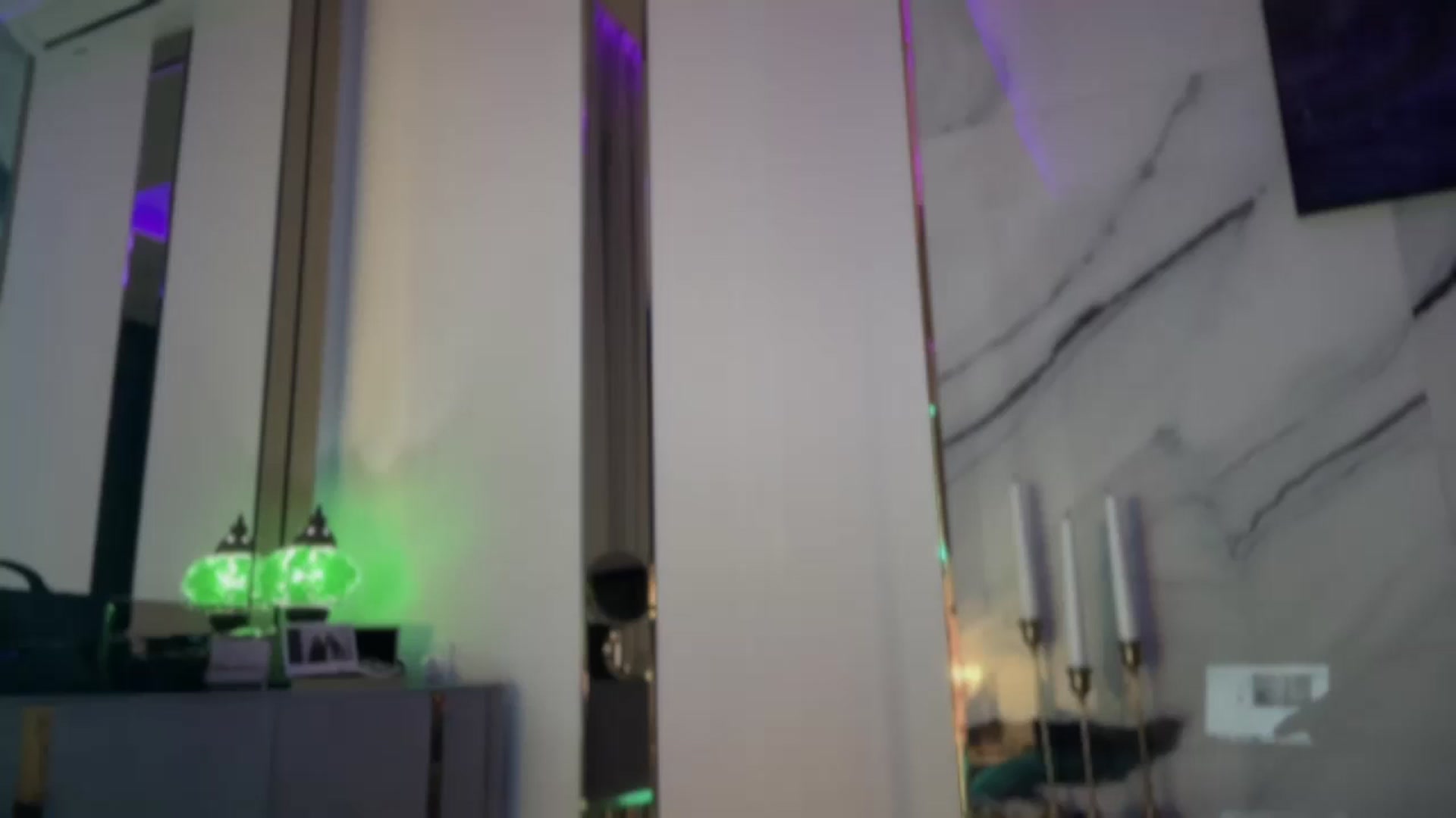 Gallery image thumbnail from UGLYGIRL_'s myfreecams stream on, 08/30/2025, 02:29 image 1 of 20