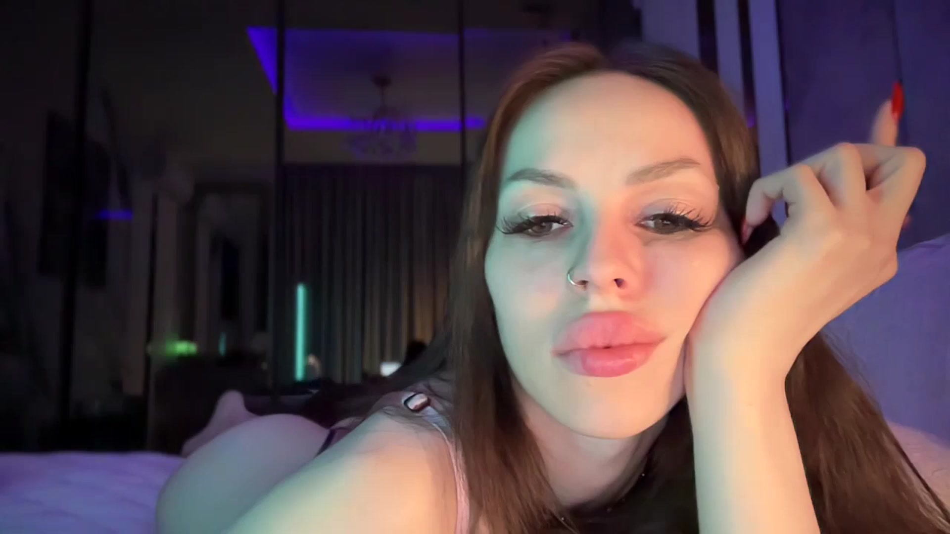 Gallery image thumbnail from UGLYGIRL_'s myfreecams stream on, 09/02/2025, 22:47 image 1 of 20