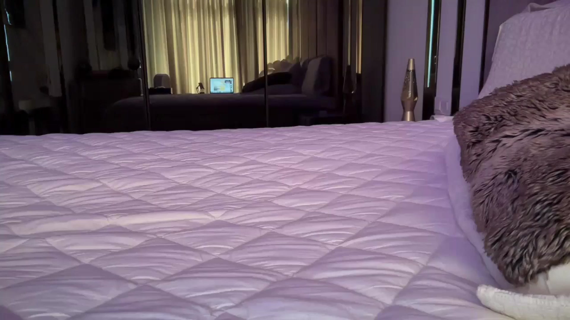 Gallery image thumbnail from UGLYGIRL_'s myfreecams stream on, 09/05/2025, 09:09 image 17 of 20