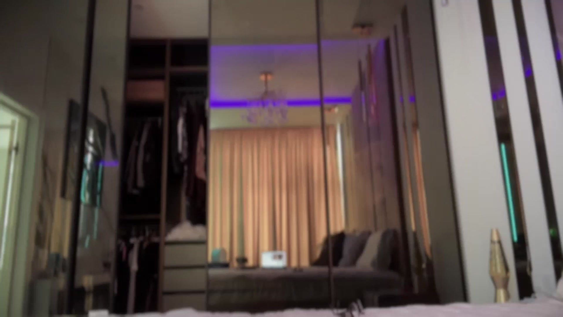Gallery image thumbnail from UGLYGIRL_'s myfreecams stream on, 09/08/2025, 09:23 image 14 of 20