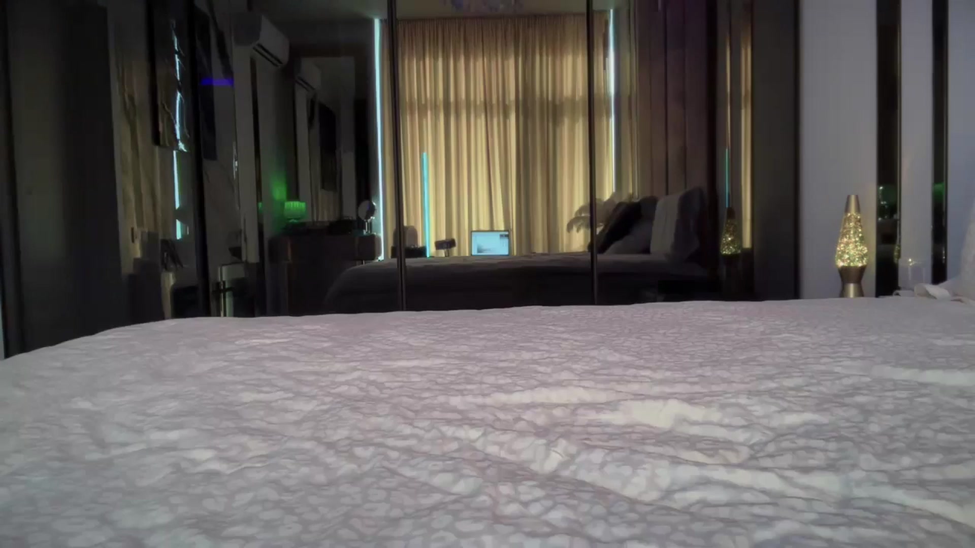 Gallery image thumbnail from UGLYGIRL_'s myfreecams stream on, 09/13/2025, 08:16 image 4 of 20