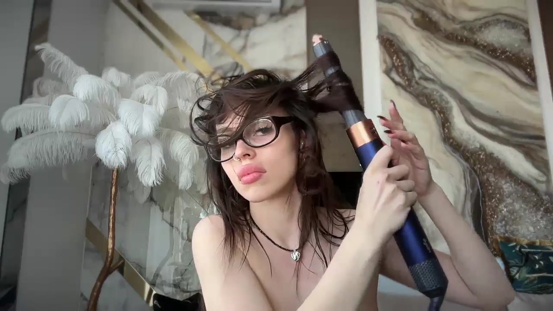 Gallery image thumbnail from UGLYGIRL_'s myfreecams stream on, 09/25/2025, 13:20 image 5 of 20