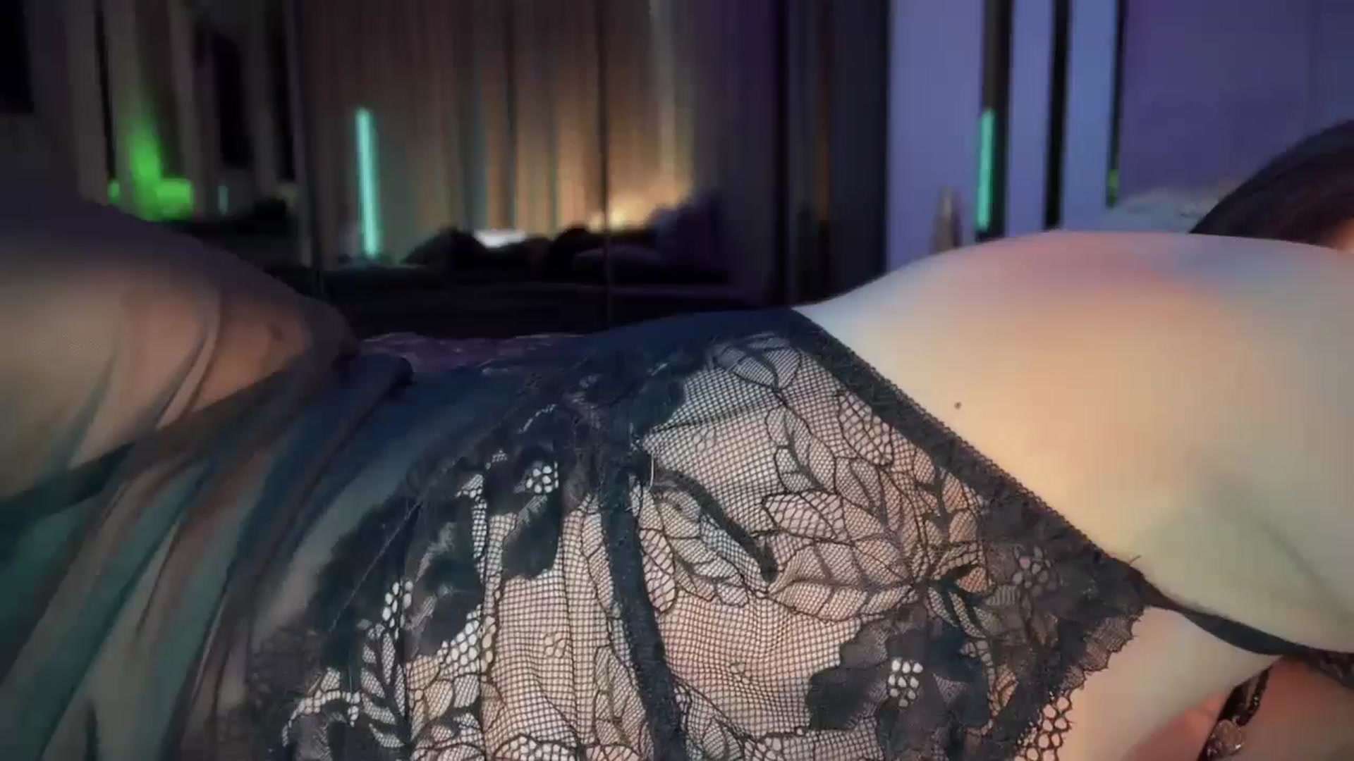 Gallery image thumbnail from UGLYGIRL_'s myfreecams stream on, 10/06/2025, 05:08 image 14 of 20