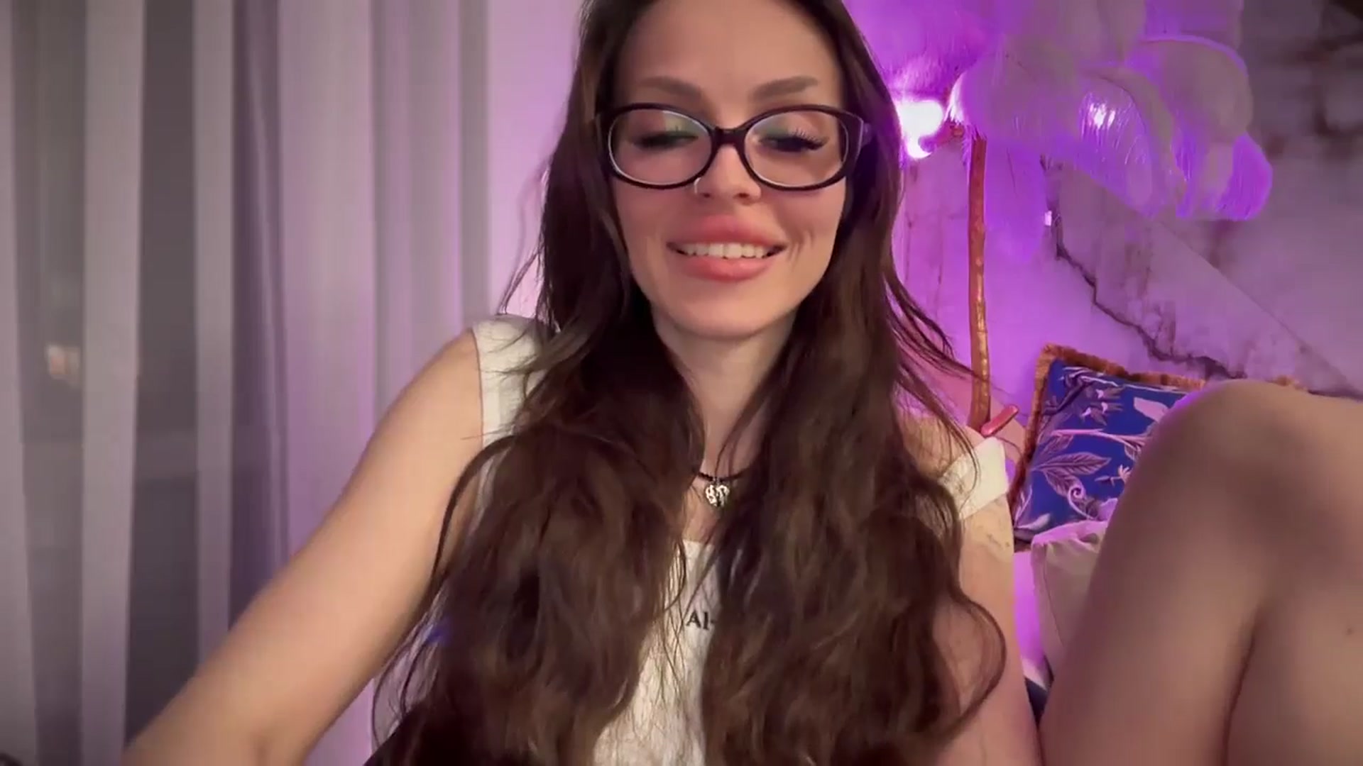 Gallery image thumbnail from UGLYGIRL_'s myfreecams stream on, 10/10/2025, 21:12 image 15 of 20