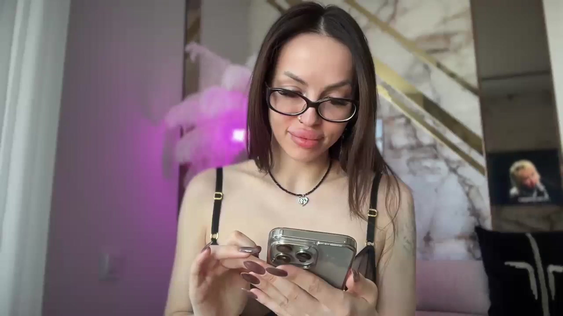 Gallery image thumbnail from UGLYGIRL_'s myfreecams stream on, 10/12/2025, 12:19 image 15 of 20