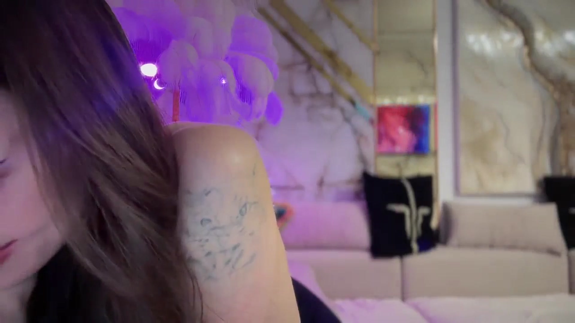 Gallery image thumbnail from UGLYGIRL_'s myfreecams stream on, 10/13/2025, 24:07 image 12 of 20