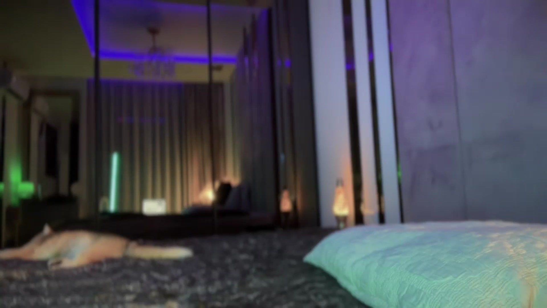 Gallery image thumbnail from UGLYGIRL_'s myfreecams stream on, 10/16/2025, 01:19 image 17 of 20
