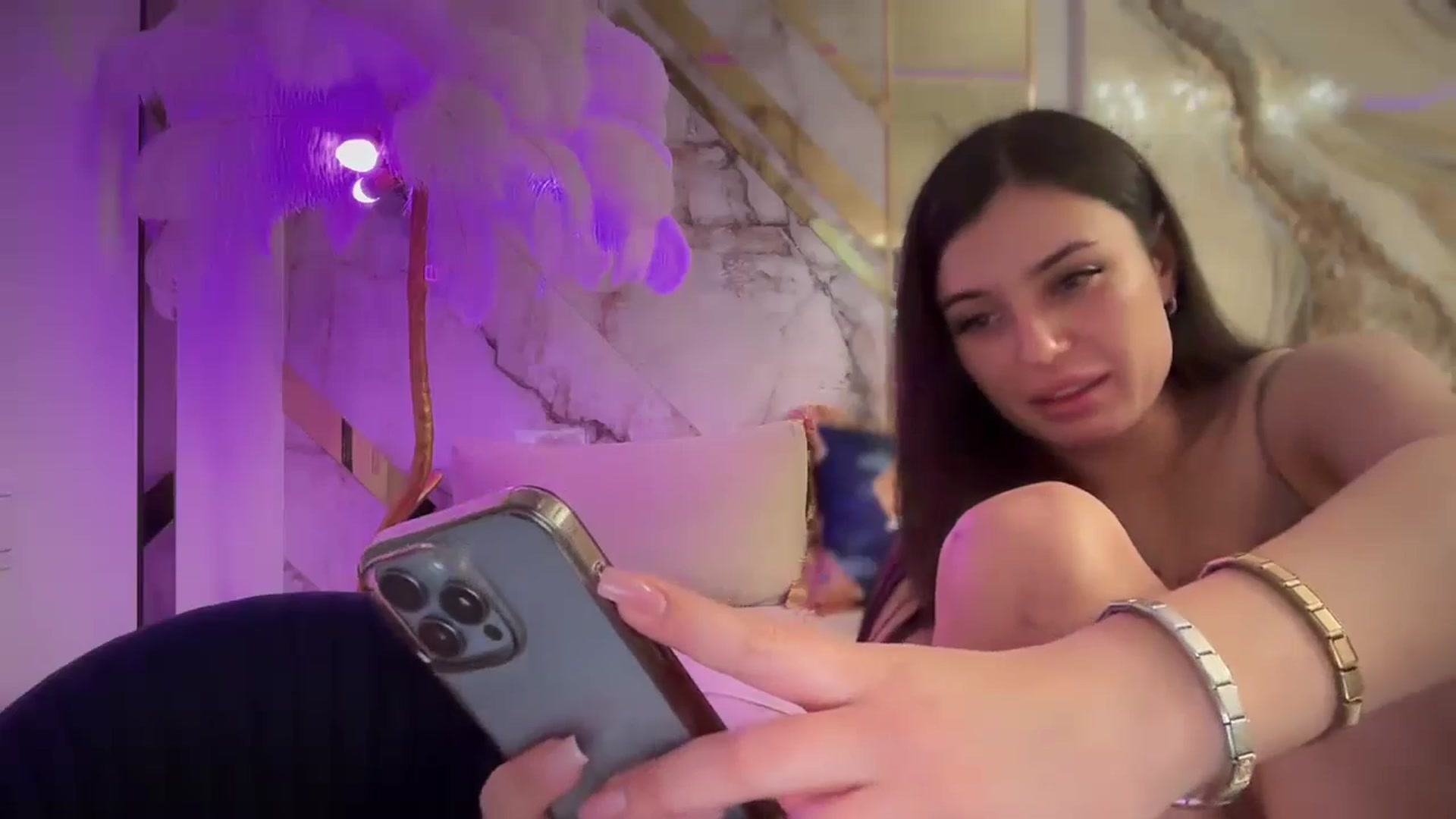 Gallery image thumbnail from UGLYGIRL_'s myfreecams stream on, 10/18/2025, 24:51 image 7 of 20