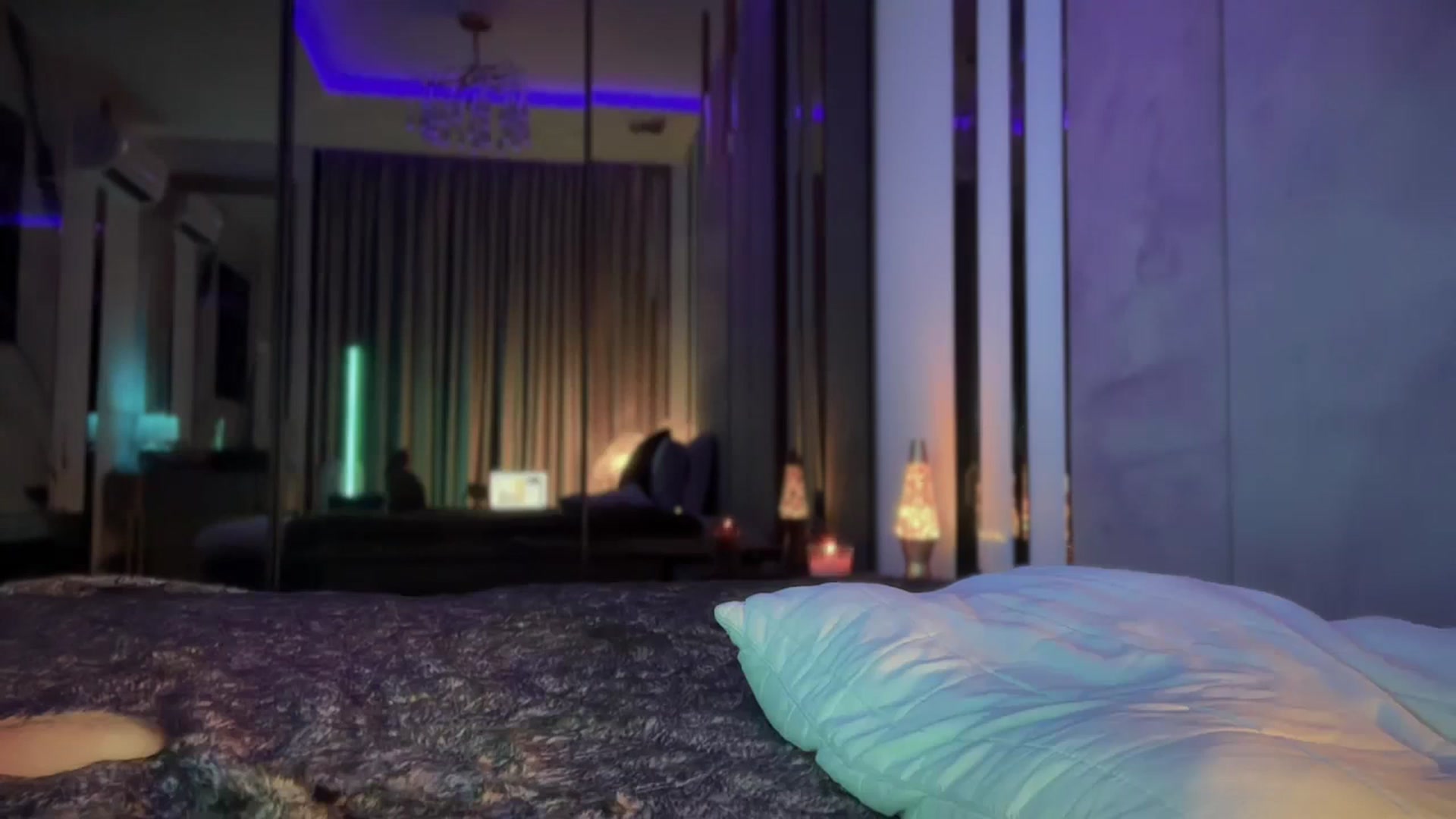 Gallery image thumbnail from UGLYGIRL_'s myfreecams stream on, 10/22/2025, 24:08 image 8 of 20