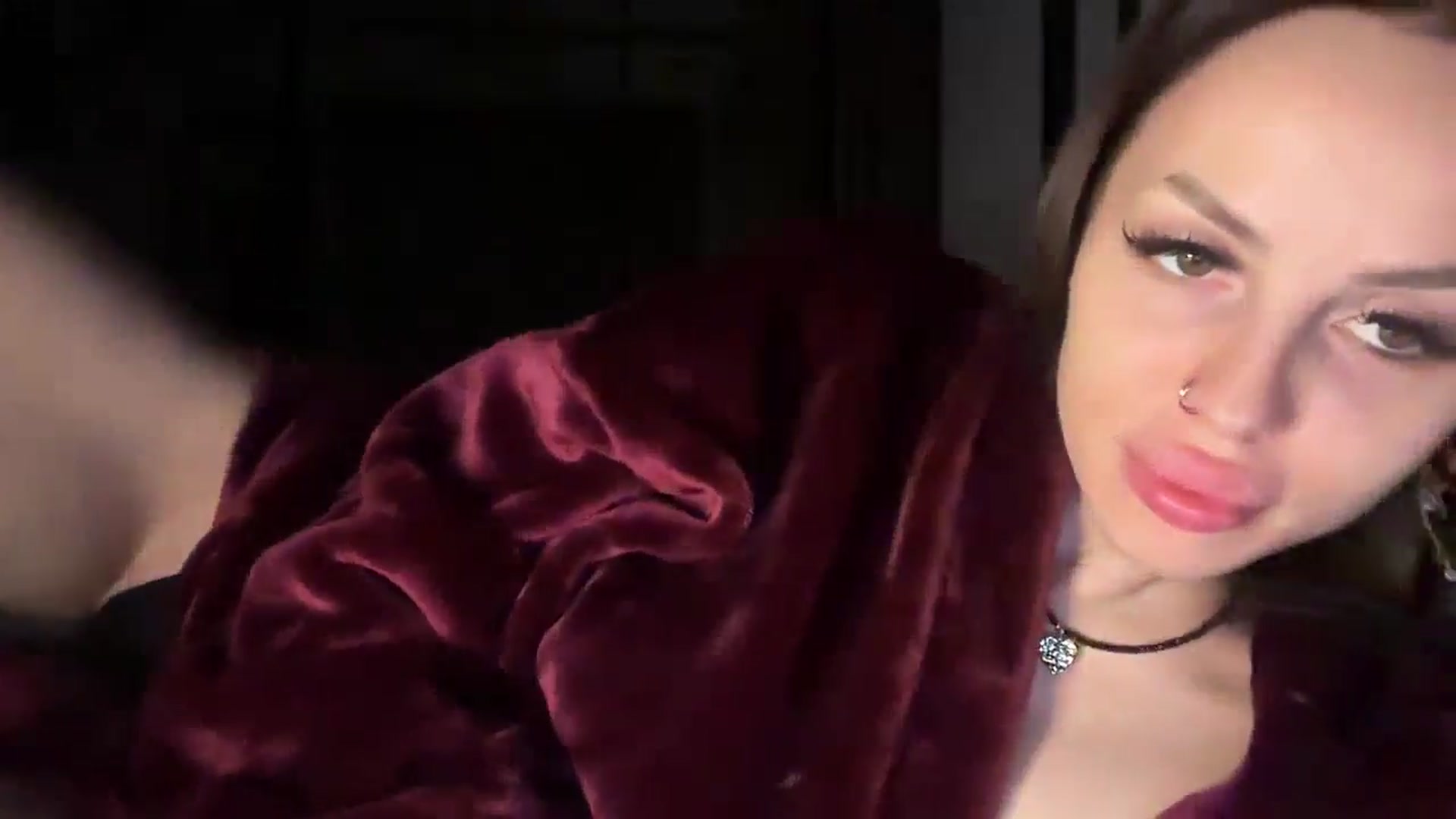 Gallery image thumbnail from UGLYGIRL_'s myfreecams stream on, 10/22/2025, 16:35 image 4 of 20