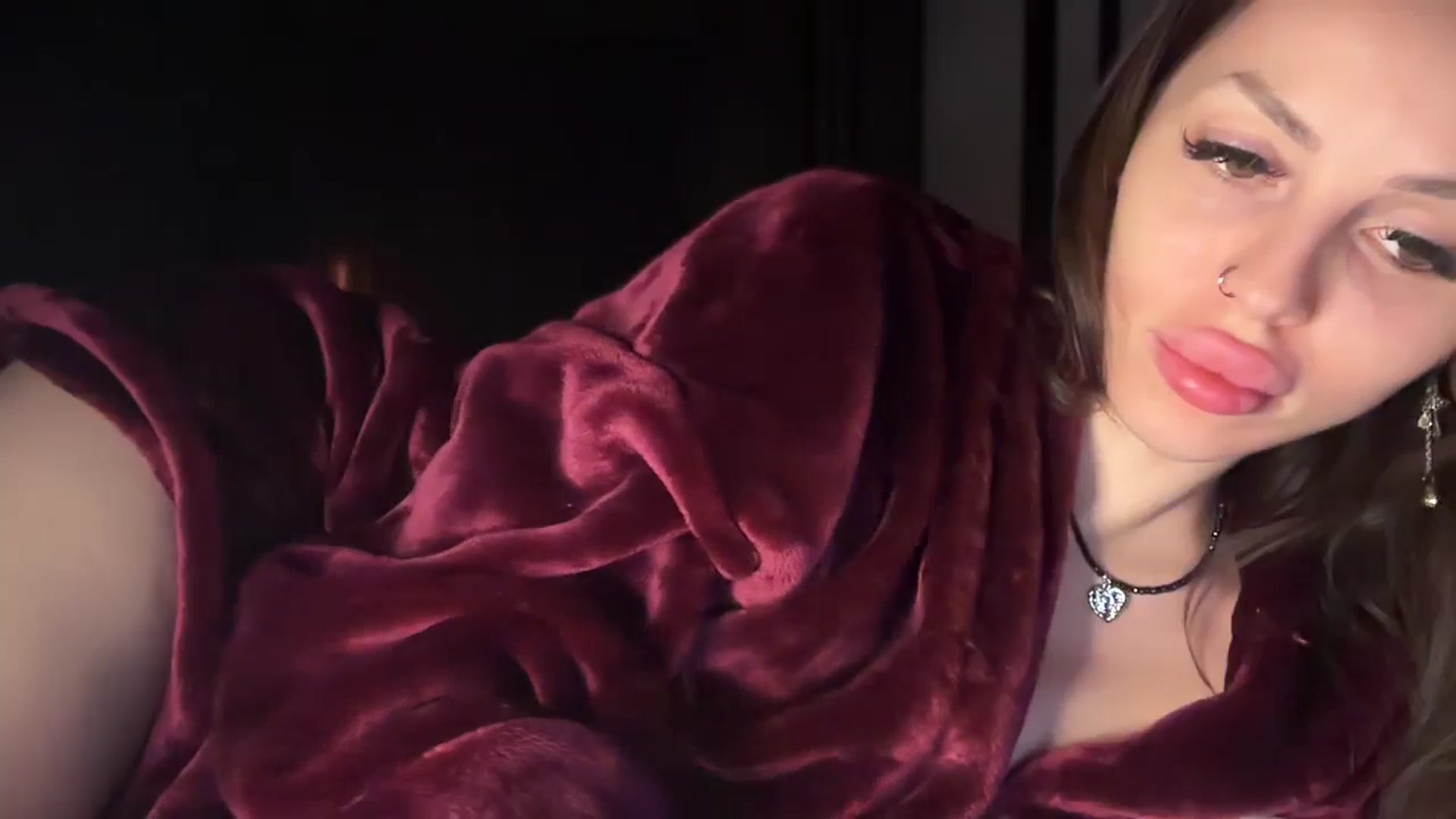 Gallery image thumbnail from UGLYGIRL_'s myfreecams stream on, 10/22/2025, 16:35 image 18 of 20