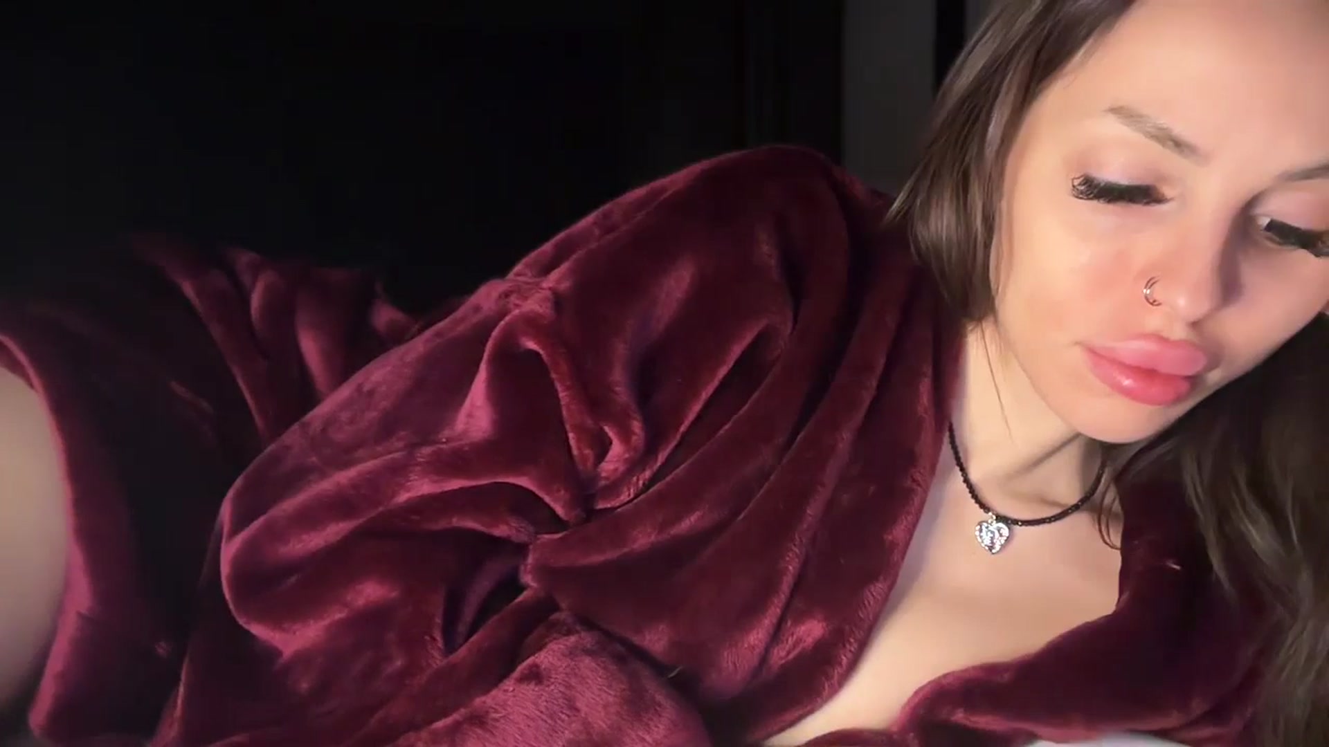 Gallery image thumbnail from UGLYGIRL_'s myfreecams stream on, 10/22/2025, 16:35 image 15 of 20