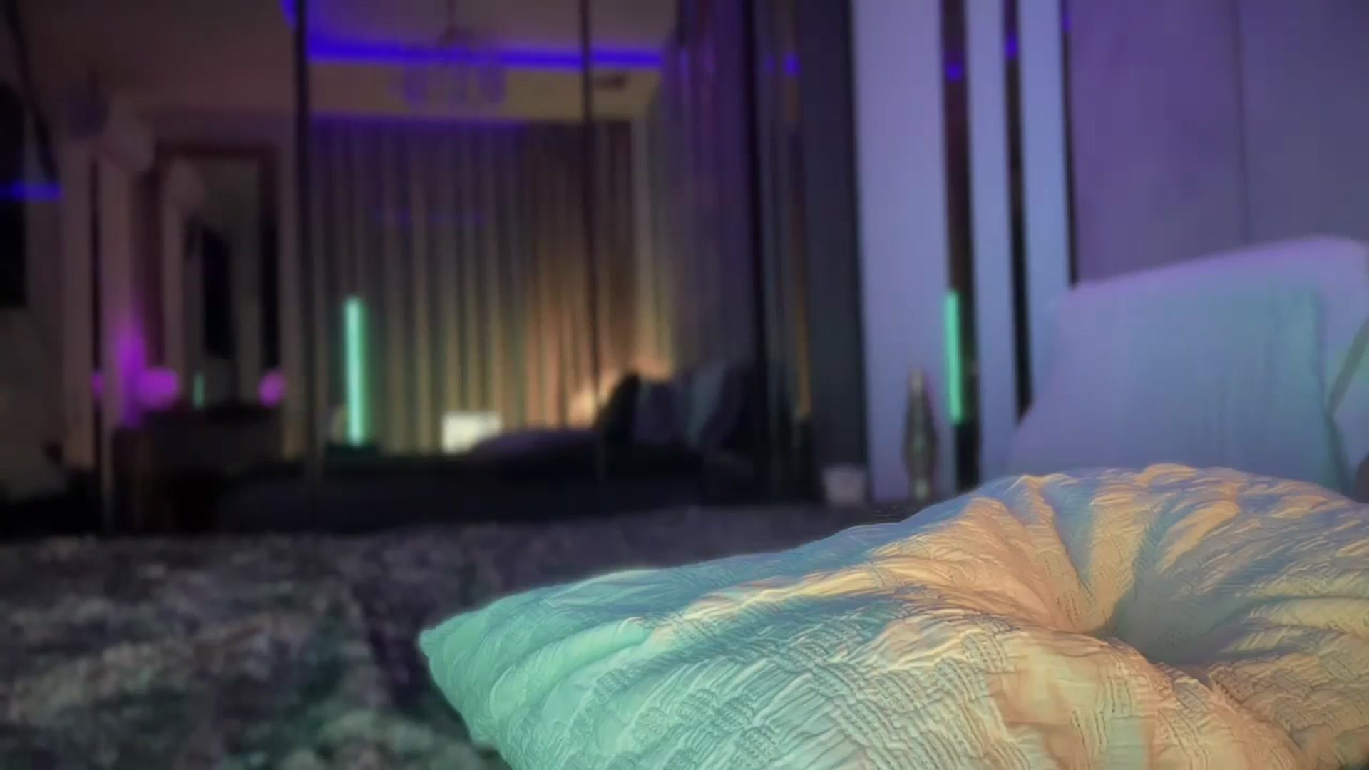 Gallery image thumbnail from UGLYGIRL_'s myfreecams stream on, 10/23/2025, 24:01 image 18 of 20
