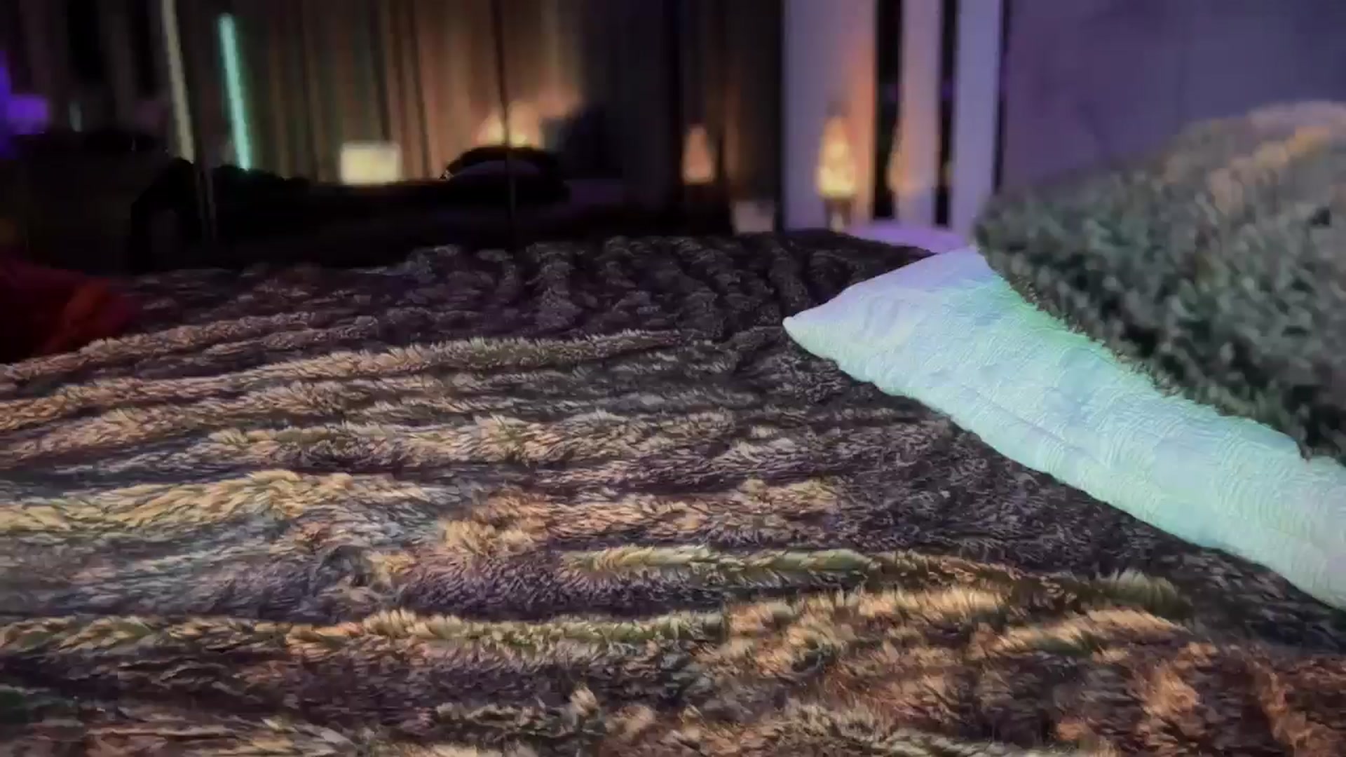 Gallery image thumbnail from UGLYGIRL_'s myfreecams stream on, 10/25/2025, 05:53 image 11 of 20