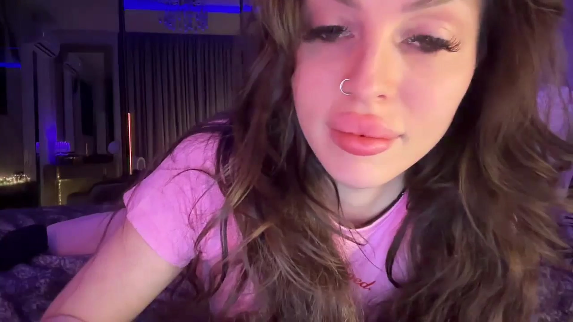 Gallery image thumbnail from UGLYGIRL_'s myfreecams stream on, 11/05/2025, 01:33 image 6 of 20