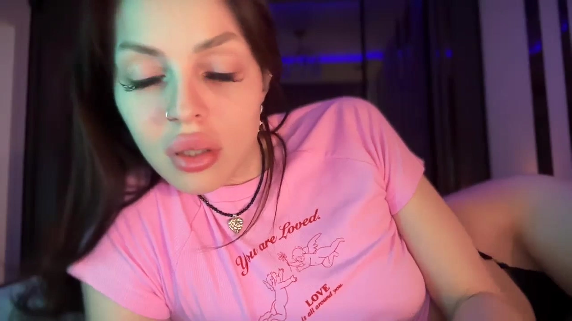 Gallery image thumbnail from UGLYGIRL_'s myfreecams stream on, 11/05/2025, 06:09 image 13 of 20
