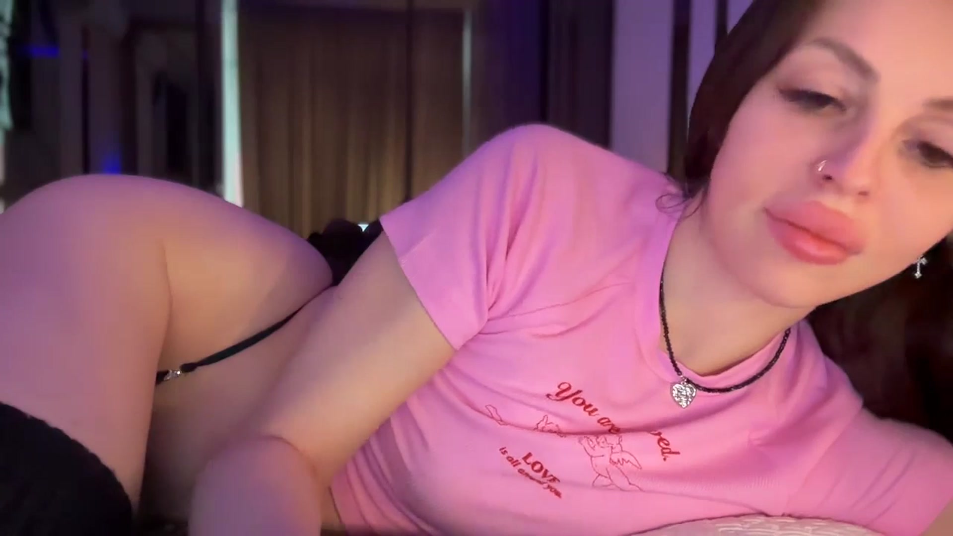 Gallery image thumbnail from UGLYGIRL_'s myfreecams stream on, 11/05/2025, 12:51 image 6 of 20