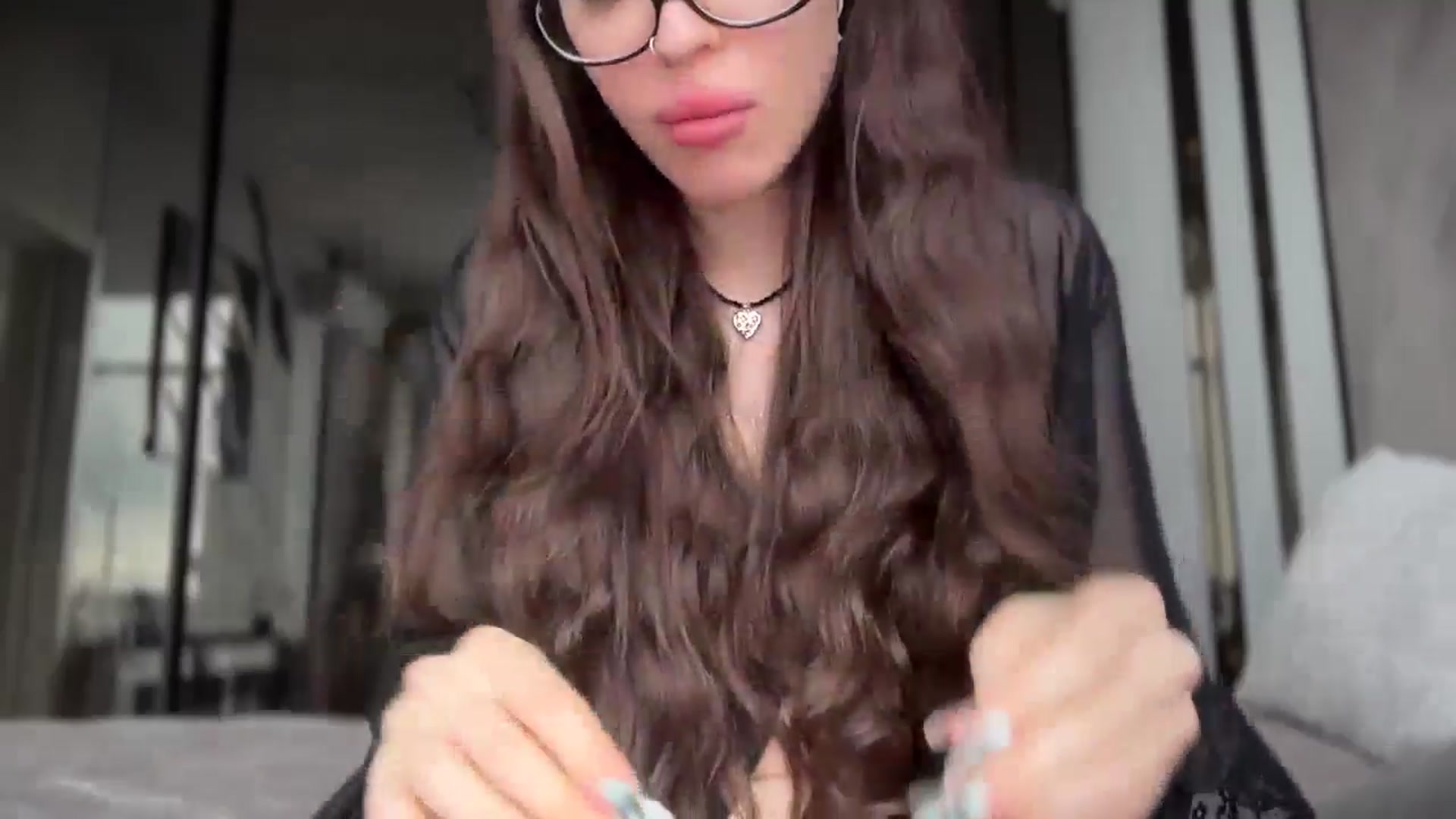 Gallery image thumbnail from UGLYGIRL_'s myfreecams stream on, 11/13/2025, 09:36 image 7 of 20