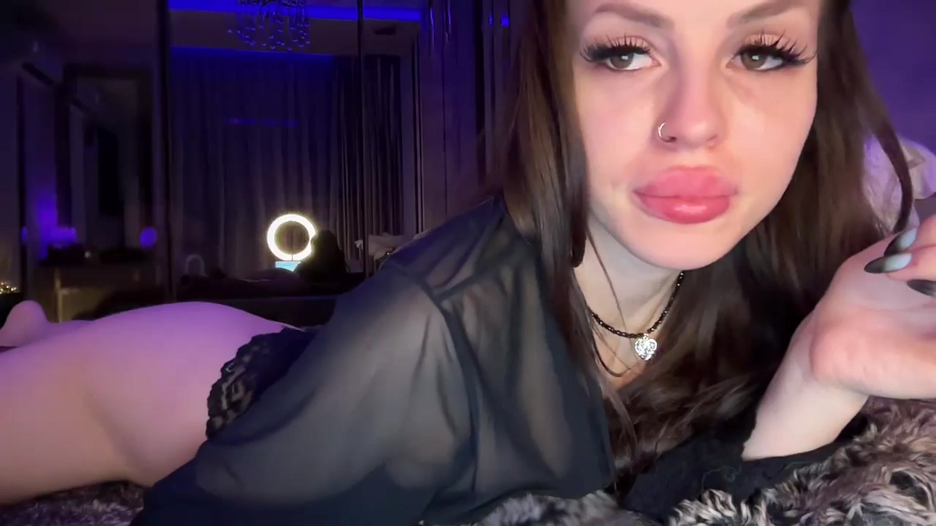 Gallery image thumbnail from UGLYGIRL_'s myfreecams stream on, 11/15/2025, 06:08 image 6 of 20