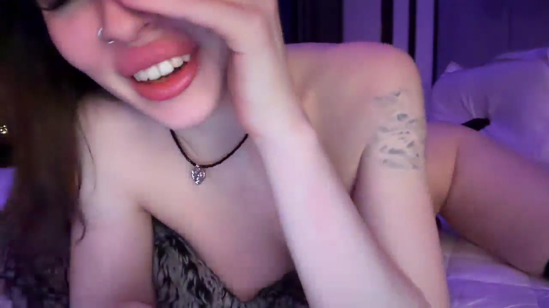 Gallery image thumbnail from UGLYGIRL_'s myfreecams stream on, 12/03/2025, 03:18 image 20 of 20