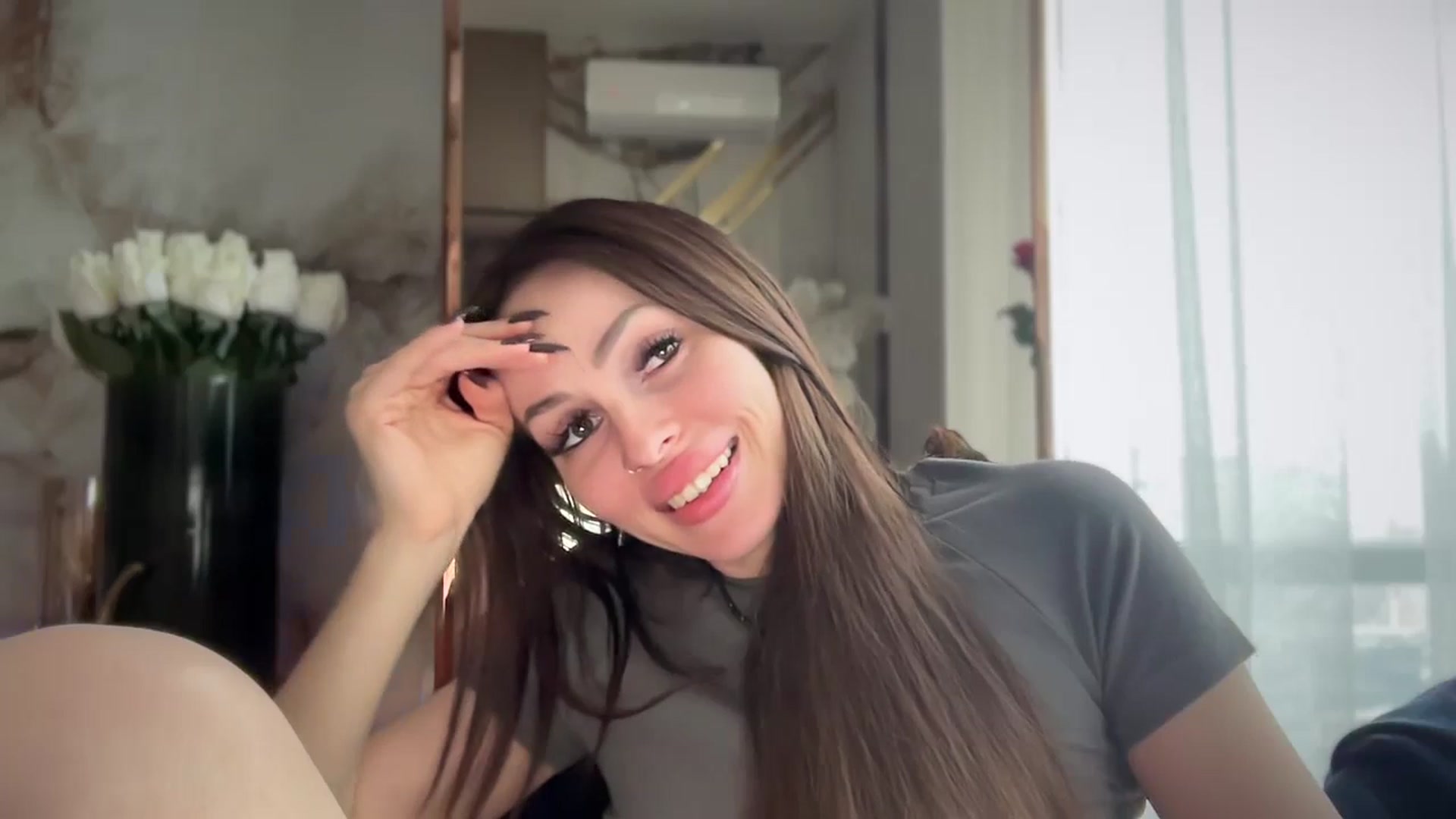 Gallery image thumbnail from UGLYGIRL_'s myfreecams stream on, 12/04/2025, 12:57 image 10 of 20