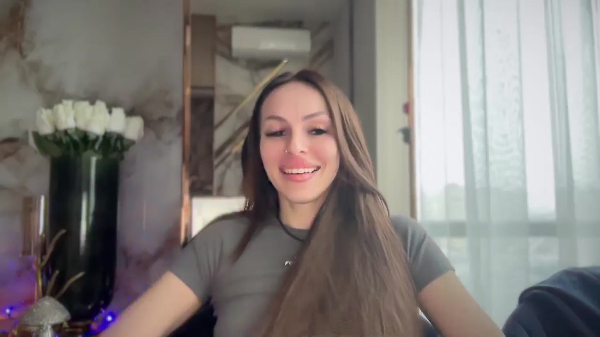 Gallery image thumbnail from UGLYGIRL_'s myfreecams stream on, 12/04/2025, 12:57 image 16 of 20