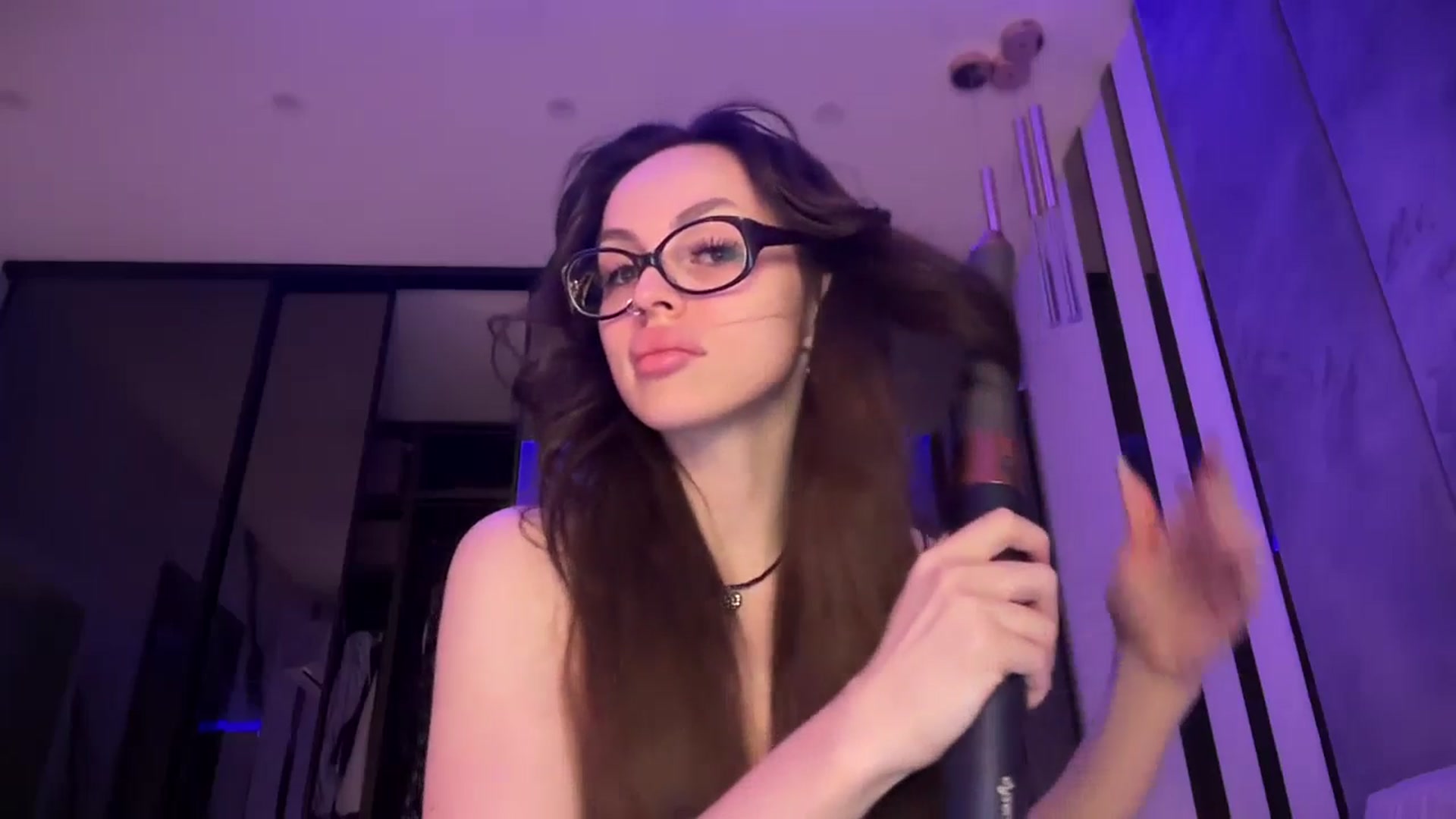 Gallery image thumbnail from UGLYGIRL_'s myfreecams stream on, 12/04/2025, 21:47 image 15 of 20