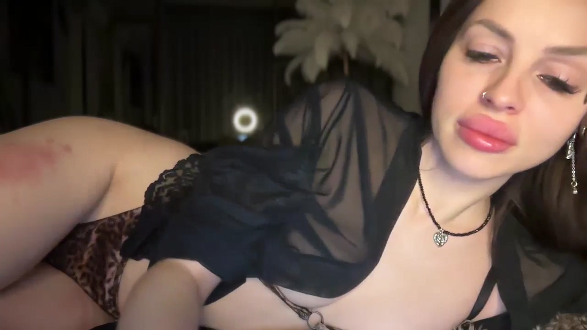 Gallery image thumbnail from UGLYGIRL_'s myfreecams stream on, 12/08/2025, 05:58 image 3 of 20