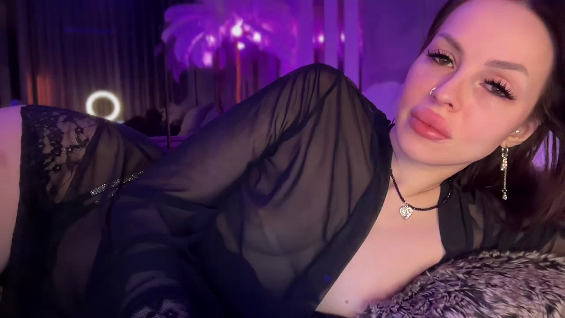 Gallery image thumbnail from UGLYGIRL_'s myfreecams stream on, 12/10/2025, 04:24 image 14 of 20