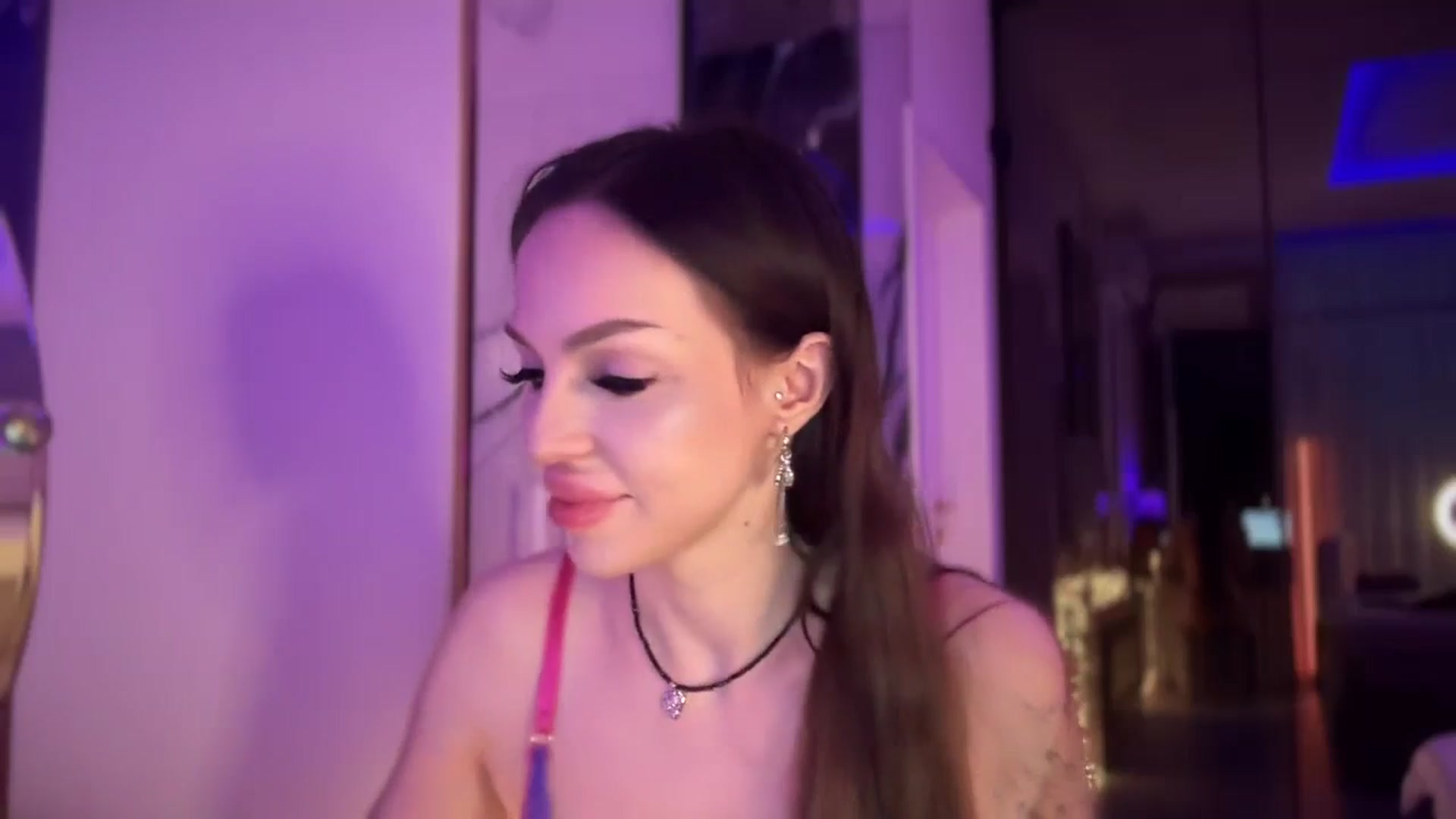 Gallery image thumbnail from UGLYGIRL_'s myfreecams stream on, 12/11/2025, 14:01 image 19 of 20