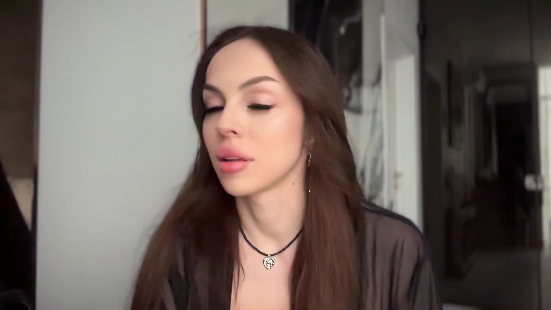 Gallery image thumbnail from UGLYGIRL_'s myfreecams stream on, 12/12/2025, 13:35 image 1 of 20