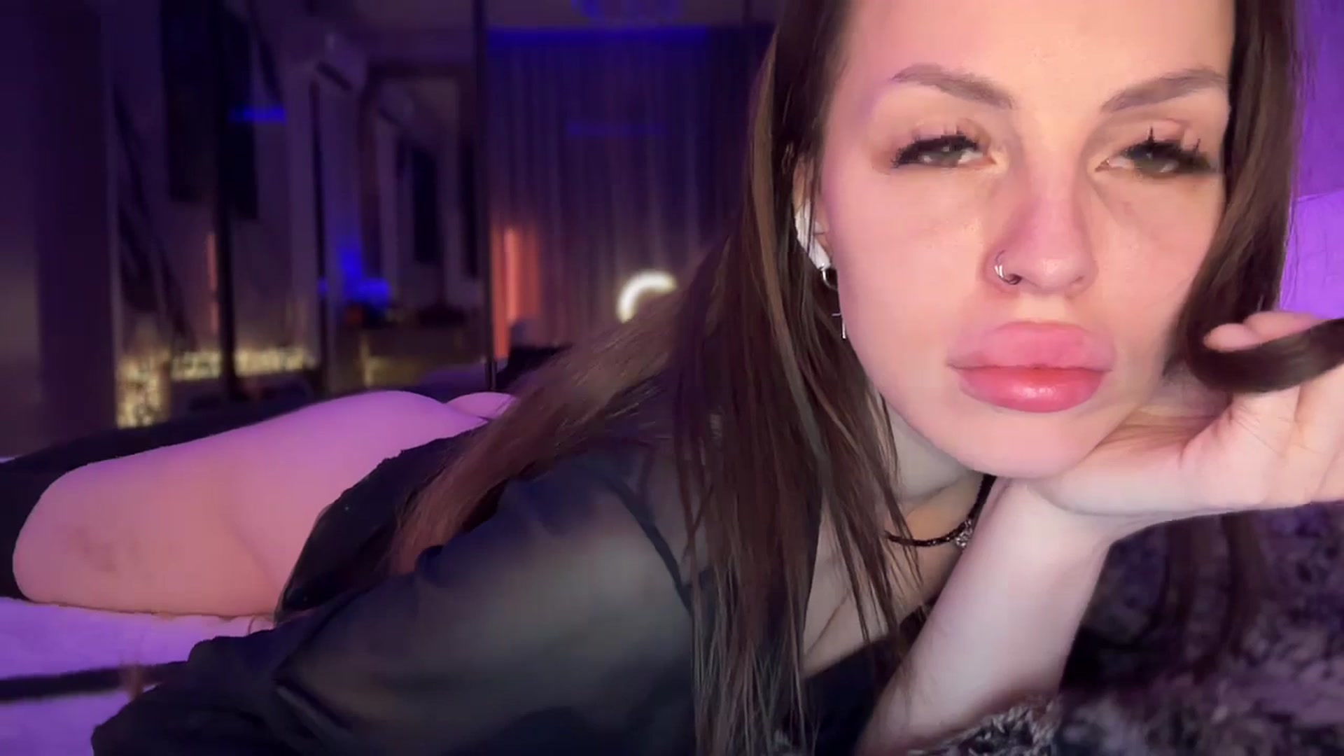 Gallery image thumbnail from UGLYGIRL_'s myfreecams stream on, 12/16/2025, 03:40 image 6 of 20