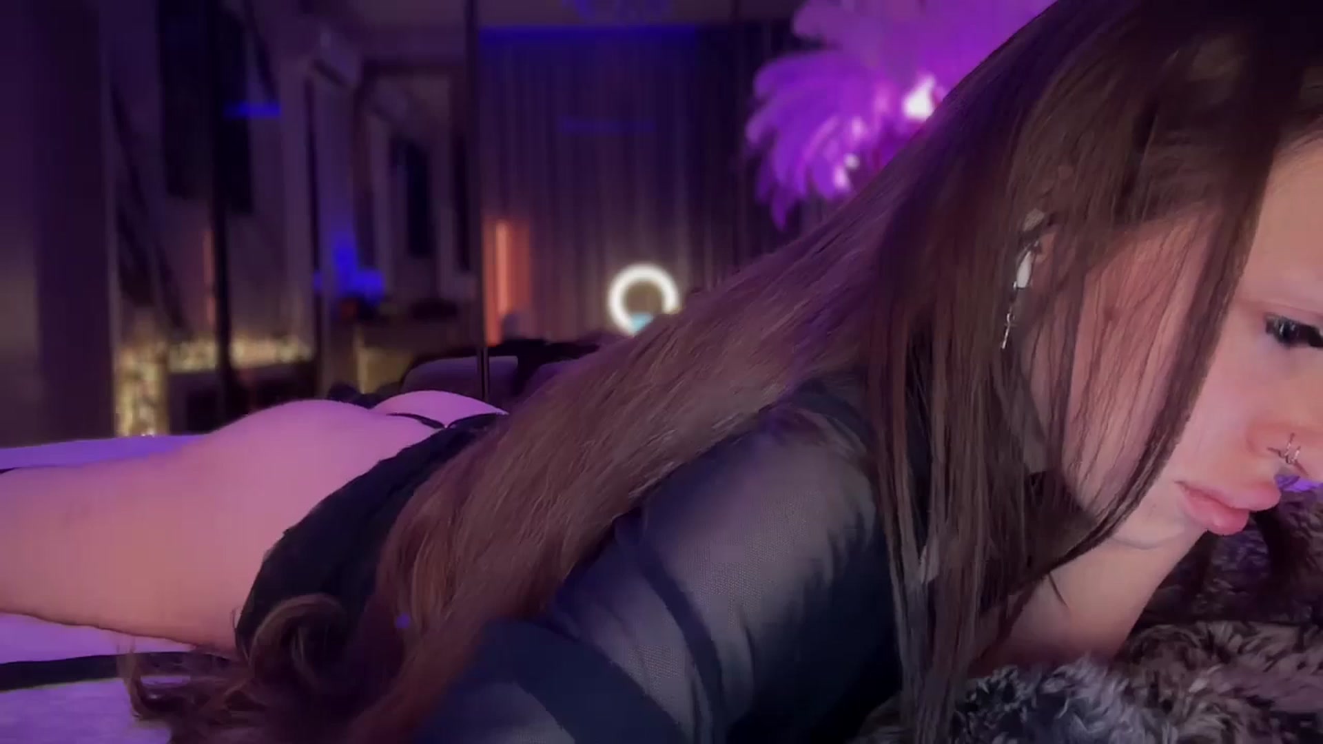 Gallery image thumbnail from UGLYGIRL_'s myfreecams stream on, 12/16/2025, 03:40 image 13 of 20