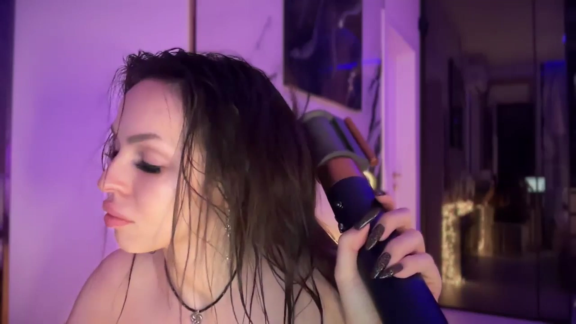 Gallery image thumbnail from UGLYGIRL_'s myfreecams stream on, 12/21/2025, 14:51 image 4 of 20