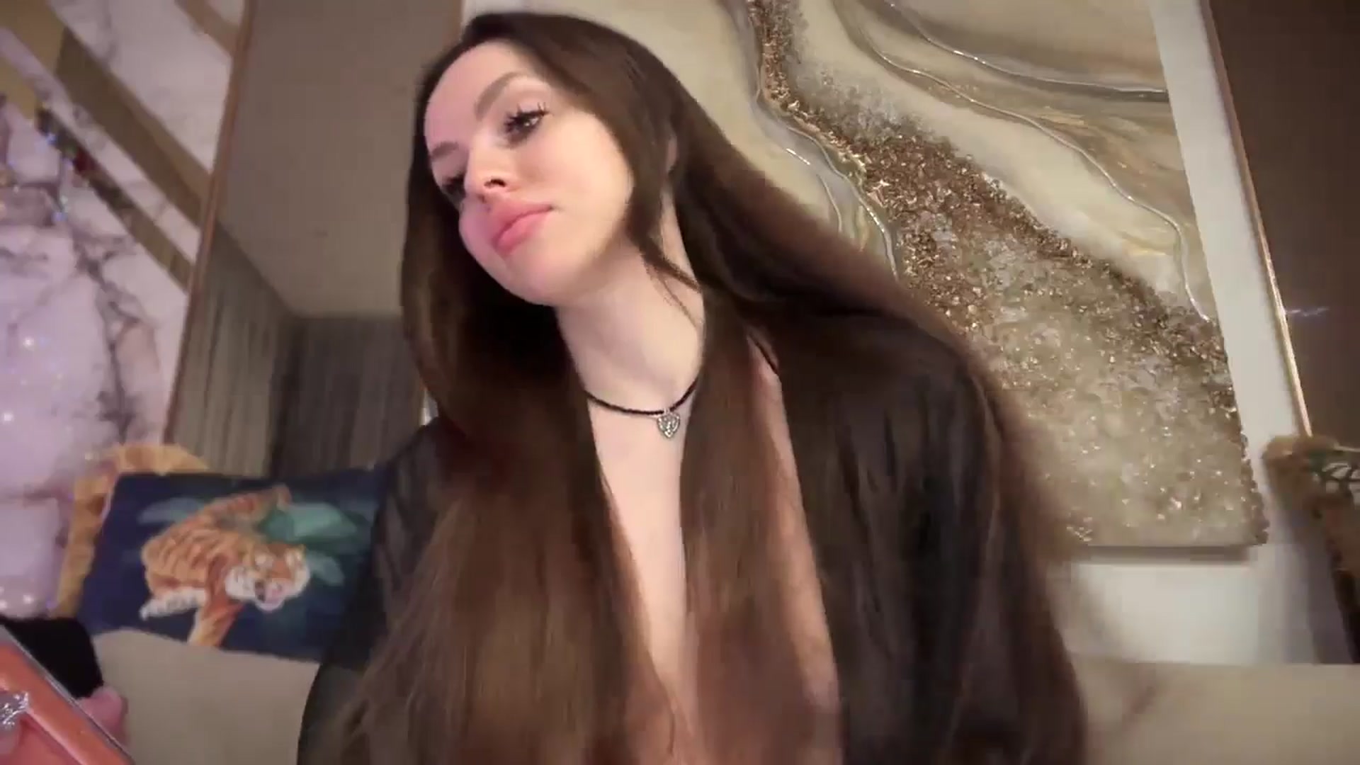 Gallery image thumbnail from UGLYGIRL_'s myfreecams stream on, 12/25/2025, 03:47 image 7 of 20