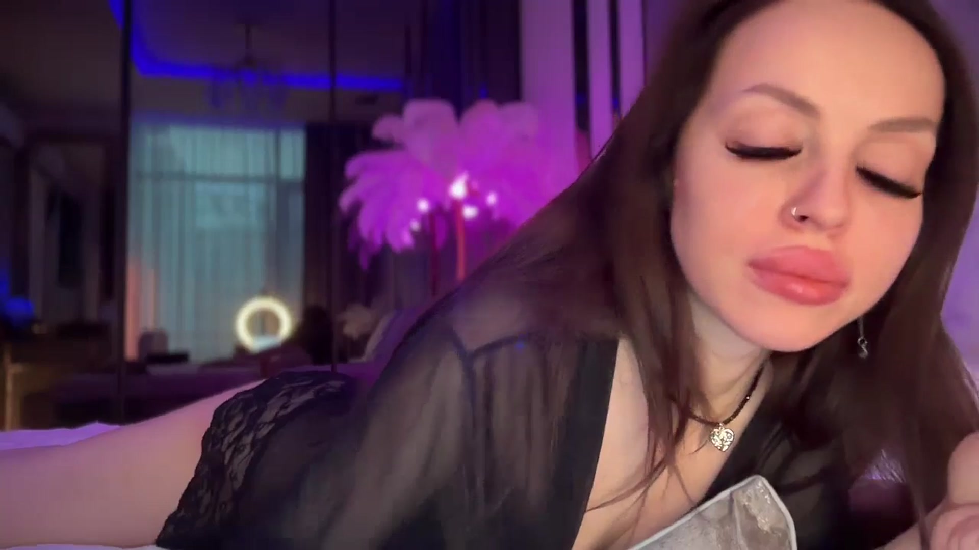 Gallery image thumbnail from UGLYGIRL_'s myfreecams stream on, 12/27/2025, 06:36 image 4 of 20