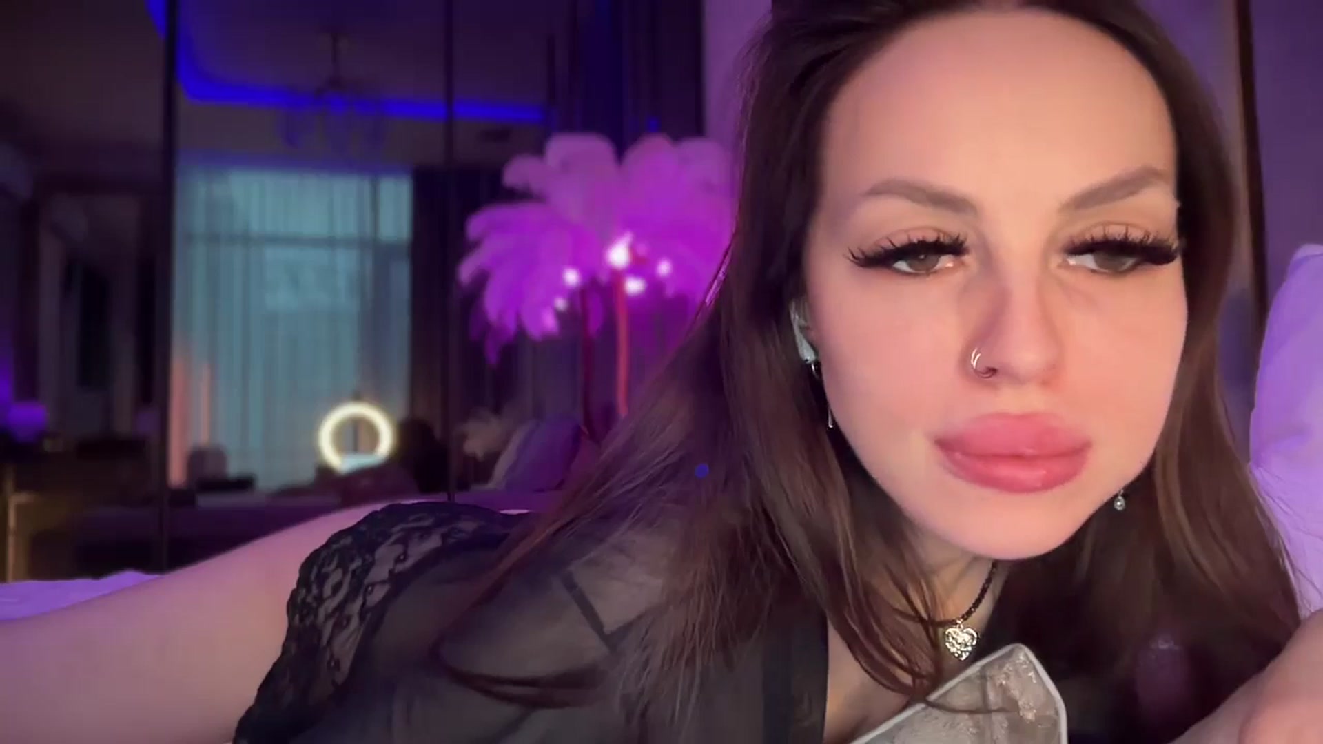Gallery image thumbnail from UGLYGIRL_'s myfreecams stream on, 12/27/2025, 06:36 image 5 of 20