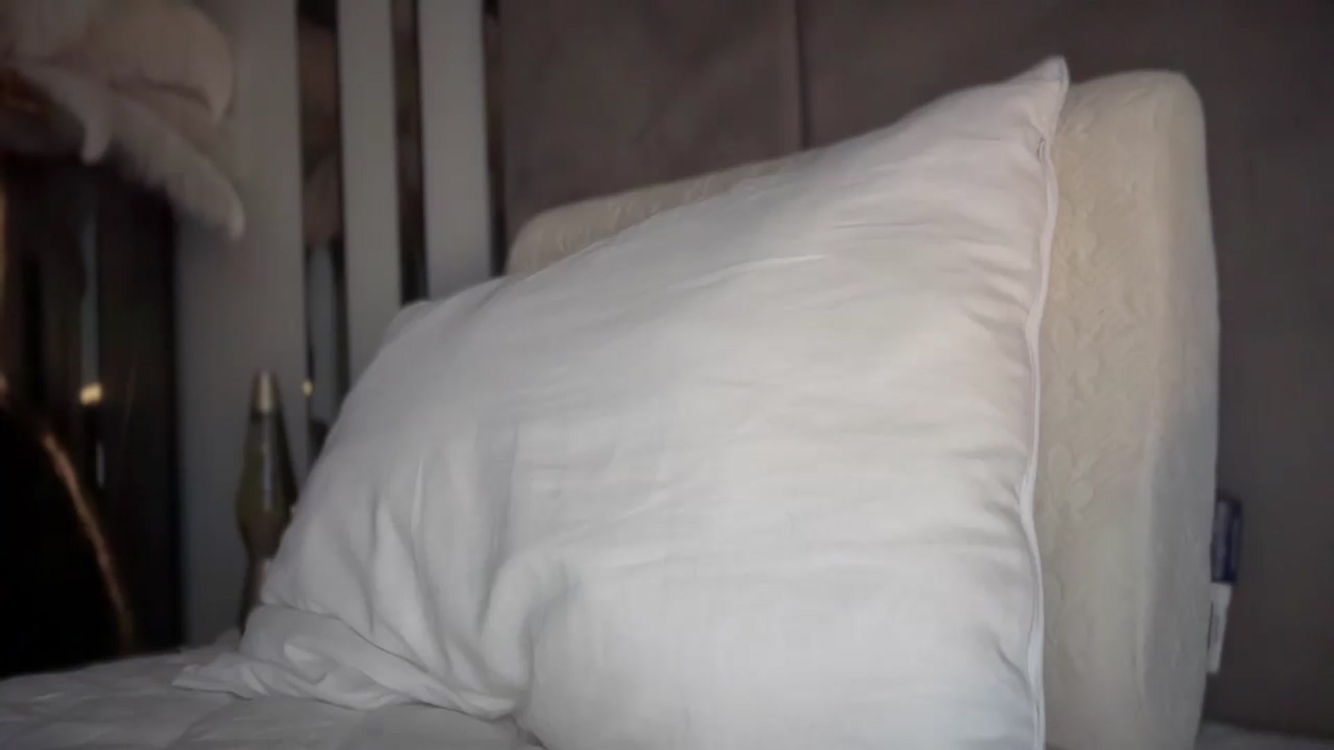 Gallery image thumbnail from UGLYGIRL_'s myfreecams stream on, 12/27/2025, 14:28 image 4 of 20