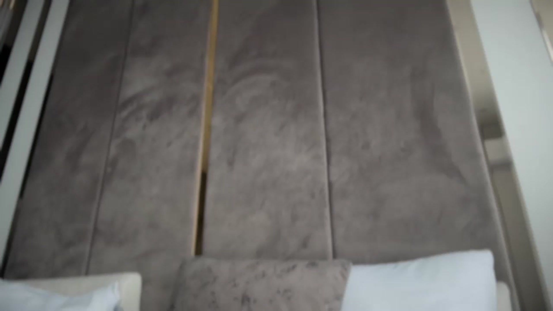 Gallery image thumbnail from UGLYGIRL_'s myfreecams stream on, 12/28/2025, 13:19 image 17 of 20
