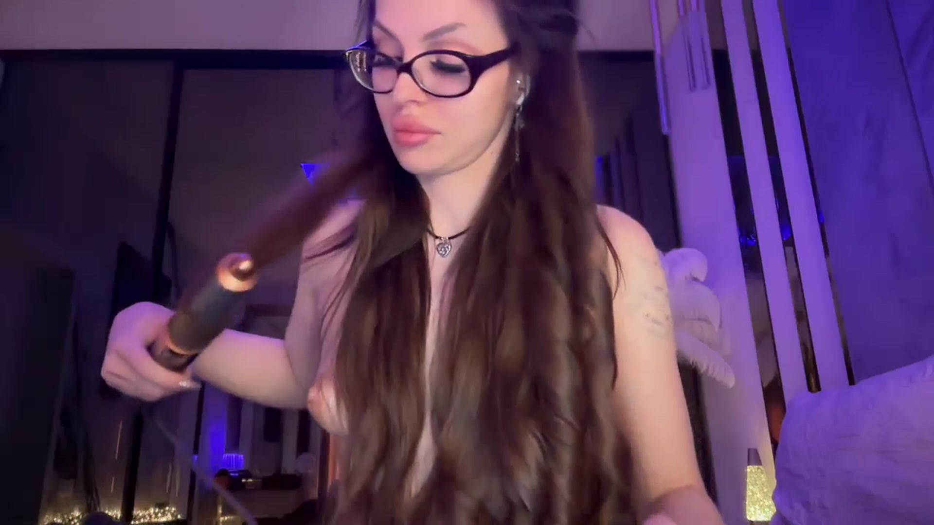 Gallery image thumbnail from UGLYGIRL_'s myfreecams stream on, 01/04/2026, 15:48 image 19 of 20