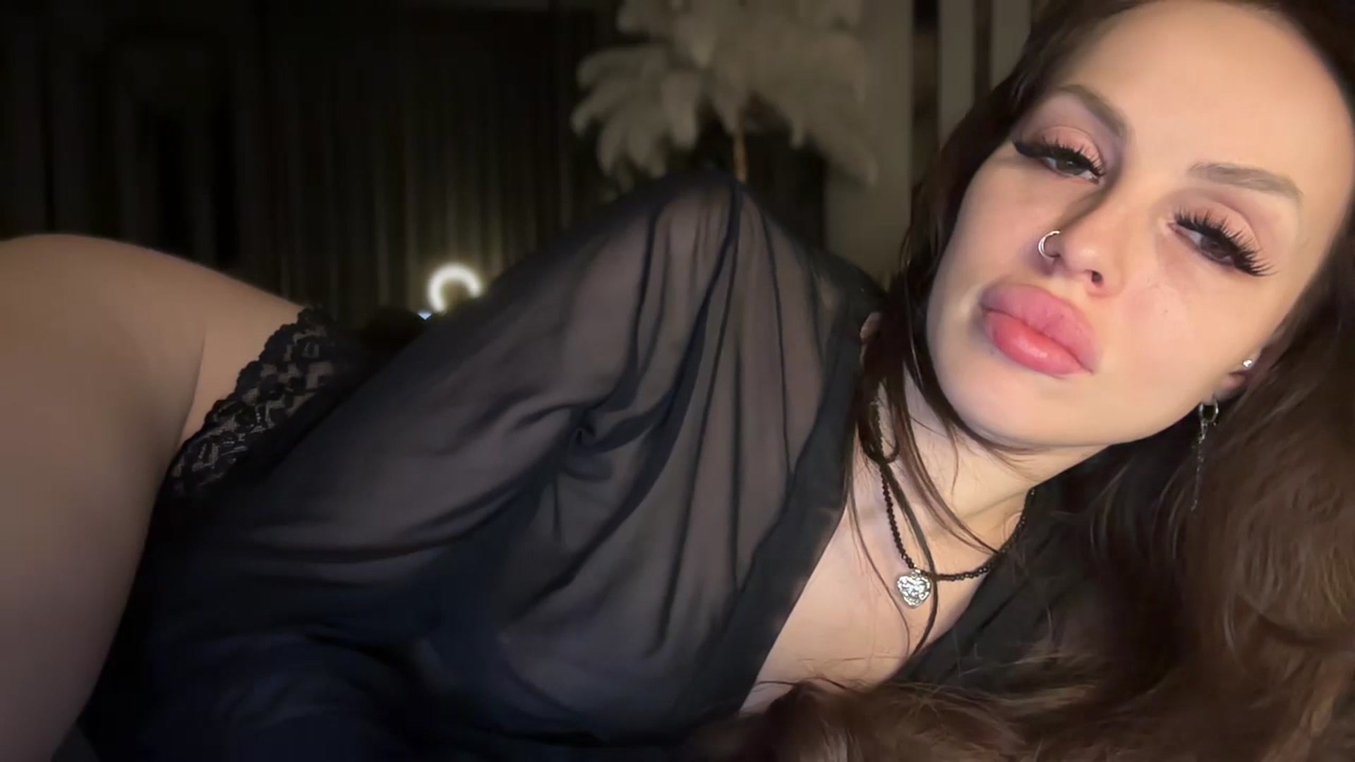 Gallery image thumbnail from UGLYGIRL_'s myfreecams stream on, 01/04/2026, 17:00 image 20 of 20