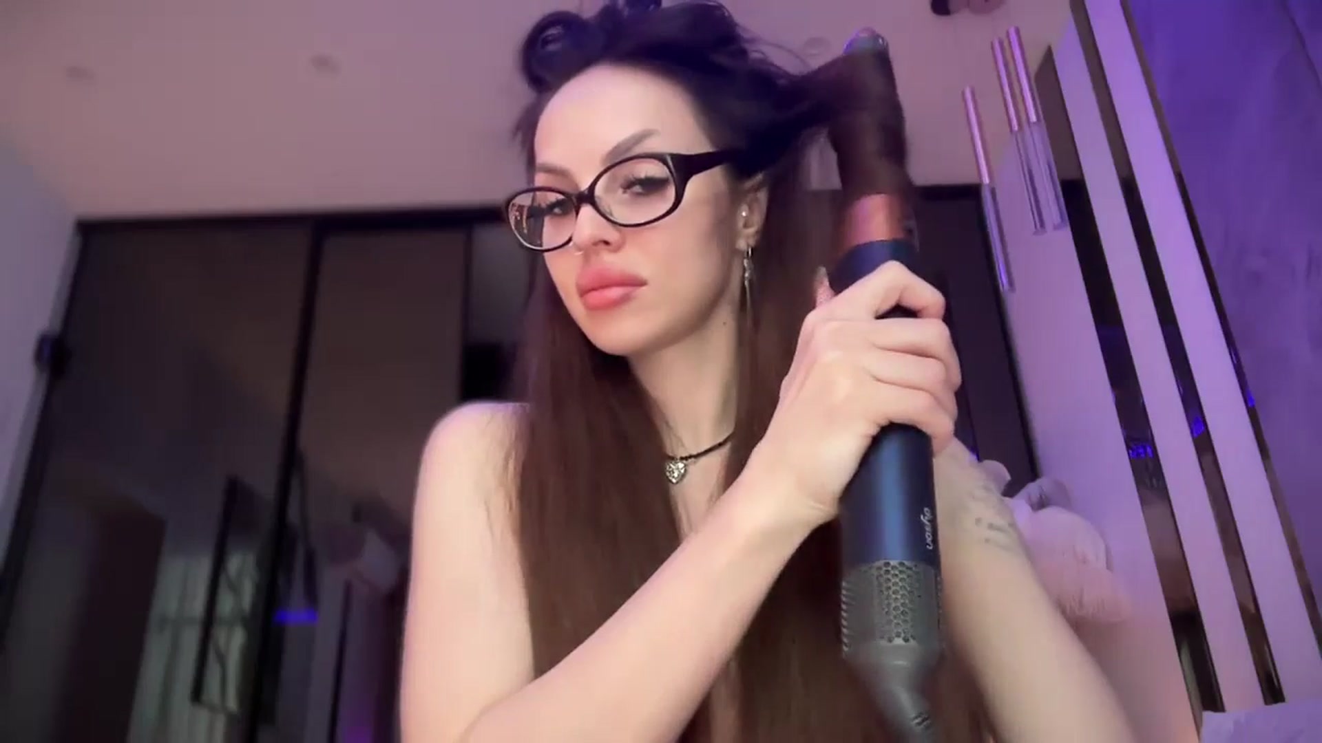 Gallery image thumbnail from UGLYGIRL_'s myfreecams stream on, 01/08/2026, 12:44 image 12 of 20