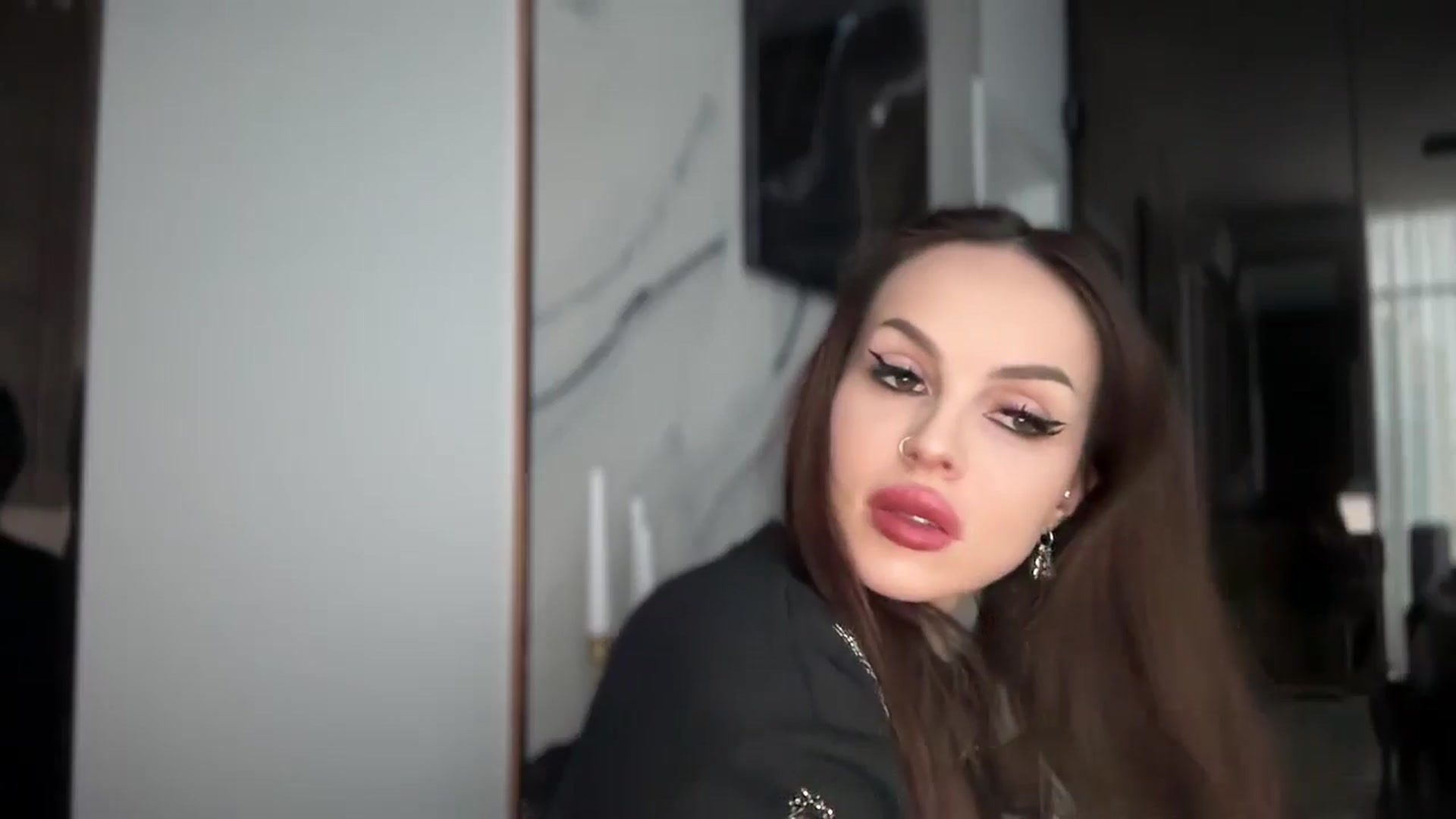 Gallery image thumbnail from UGLYGIRL_'s myfreecams stream on, 01/09/2026, 13:40 image 19 of 20