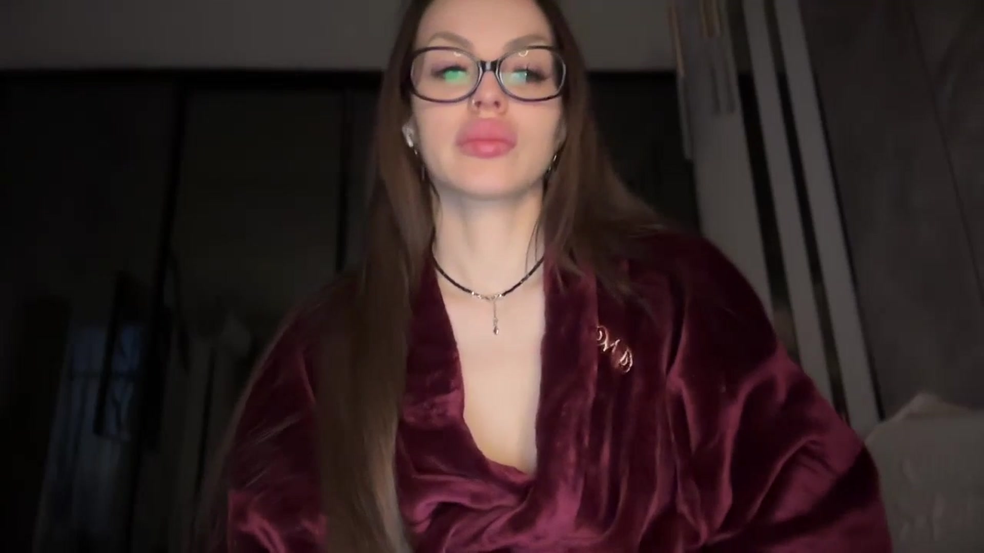Gallery image thumbnail from UGLYGIRL_'s myfreecams stream on, 01/11/2026, 06:02 image 7 of 20